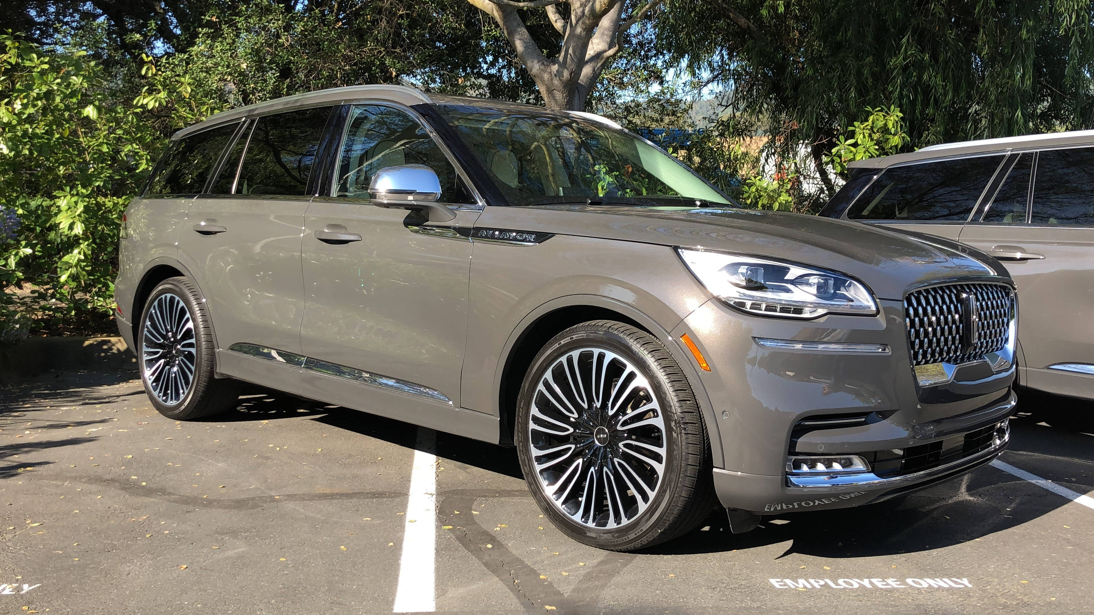 奢華2020林肯飛行家SUV 壁紙