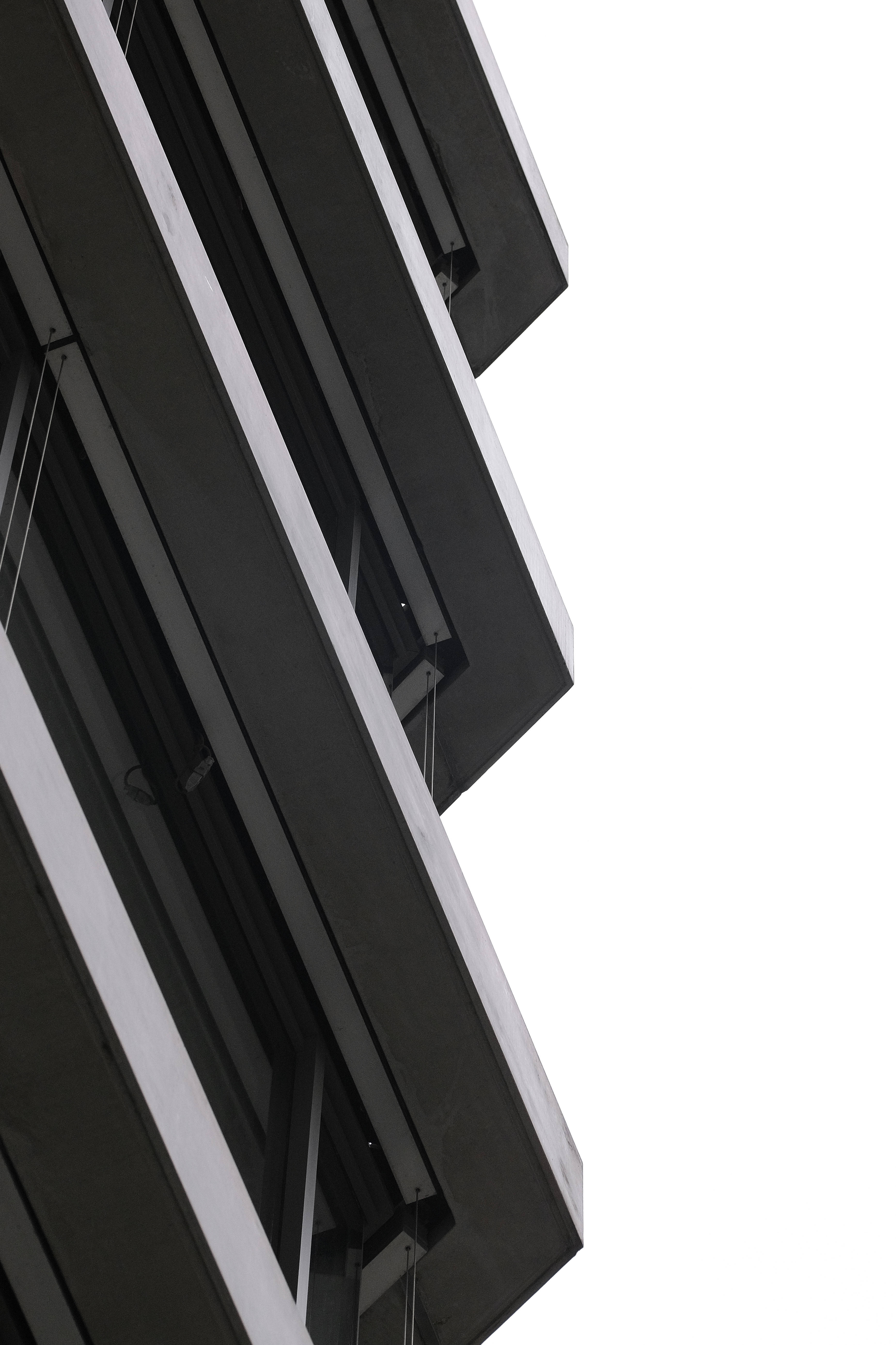 現代建築立面暗黑4K 壁紙