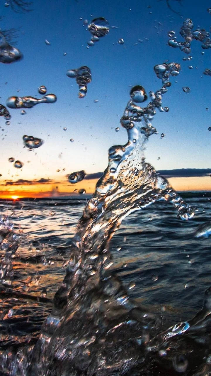 8K iPhone 沙灘浪花水花四濺 壁紙