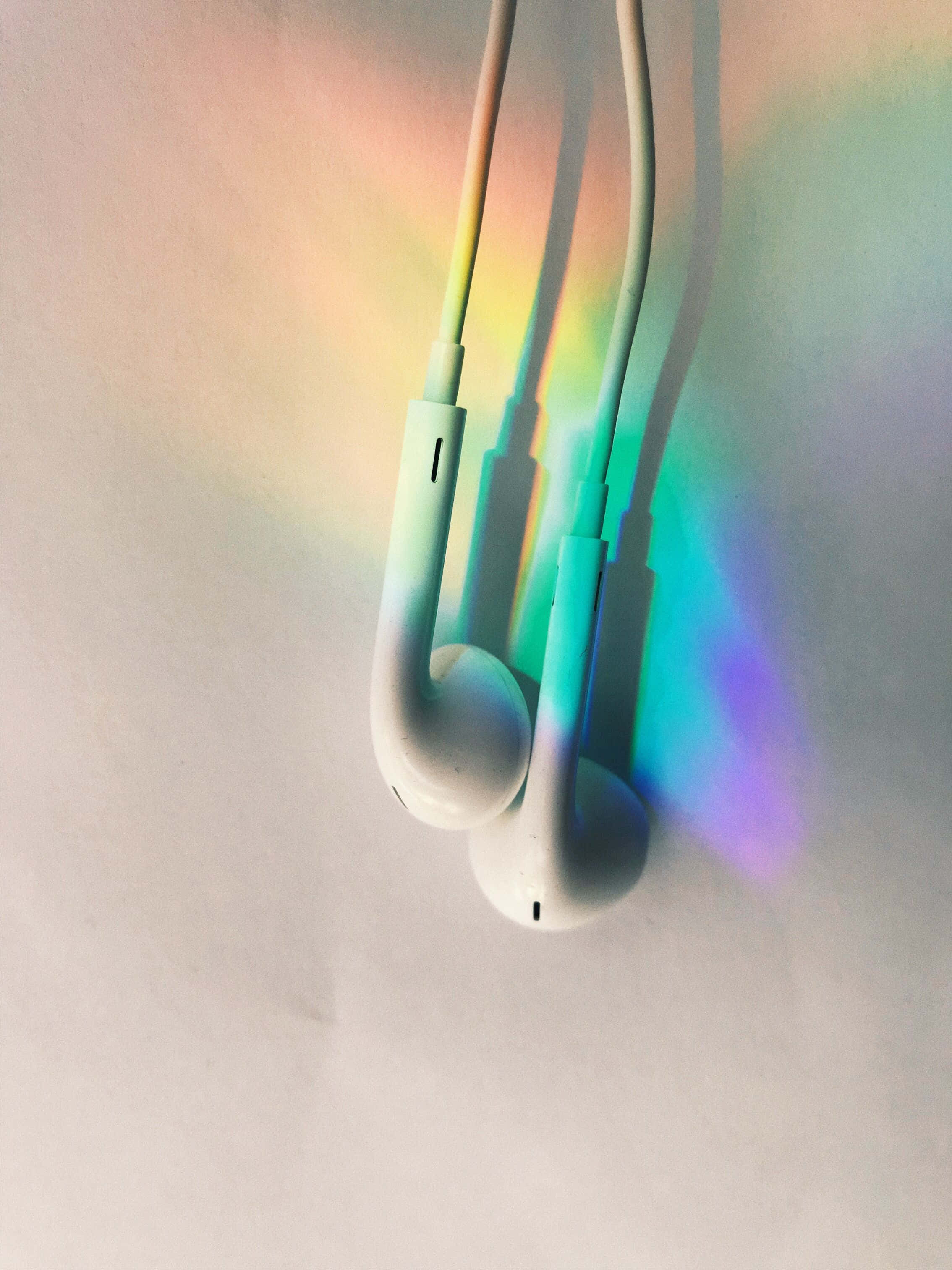 享受絢麗彩虹視覺，搭配Aesthetic Music聆聽喜愛樂曲。 壁紙