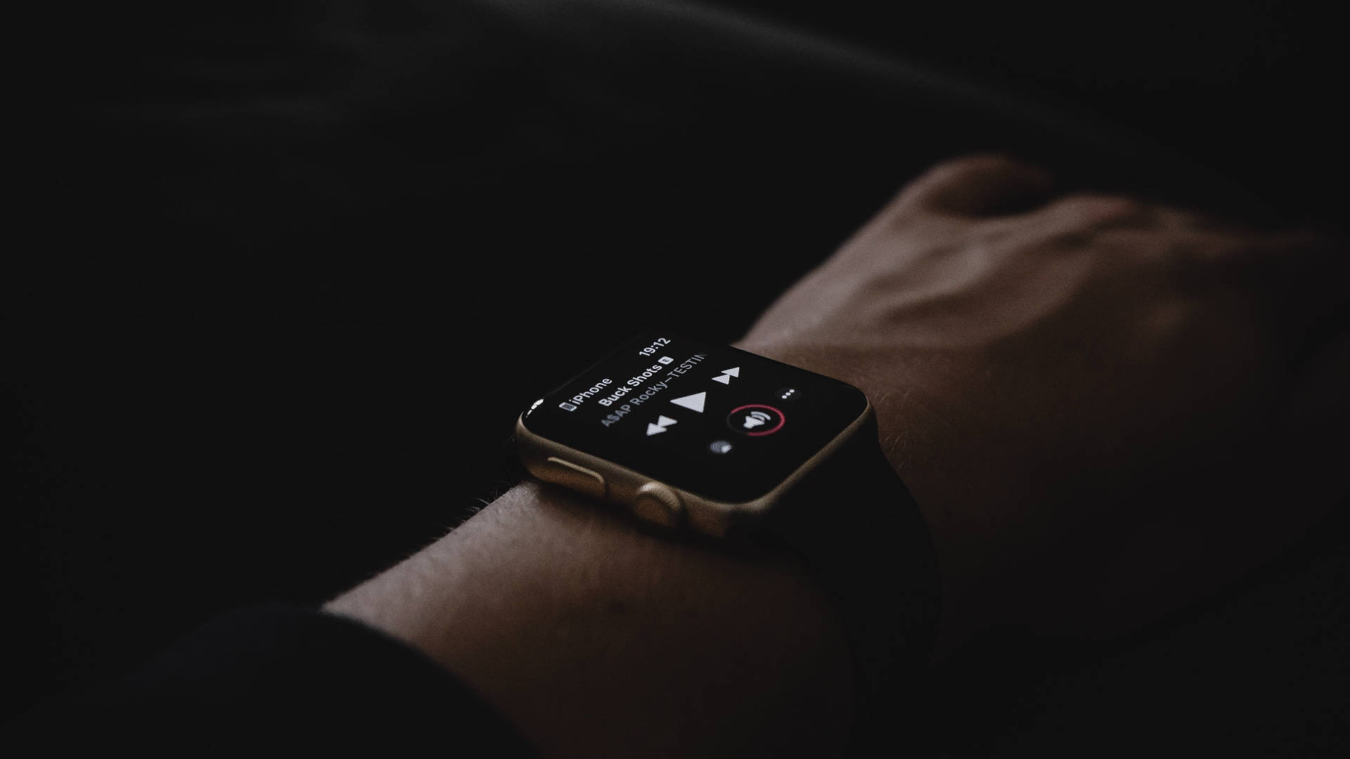 Apple Watch 深黑色表带 壁紙