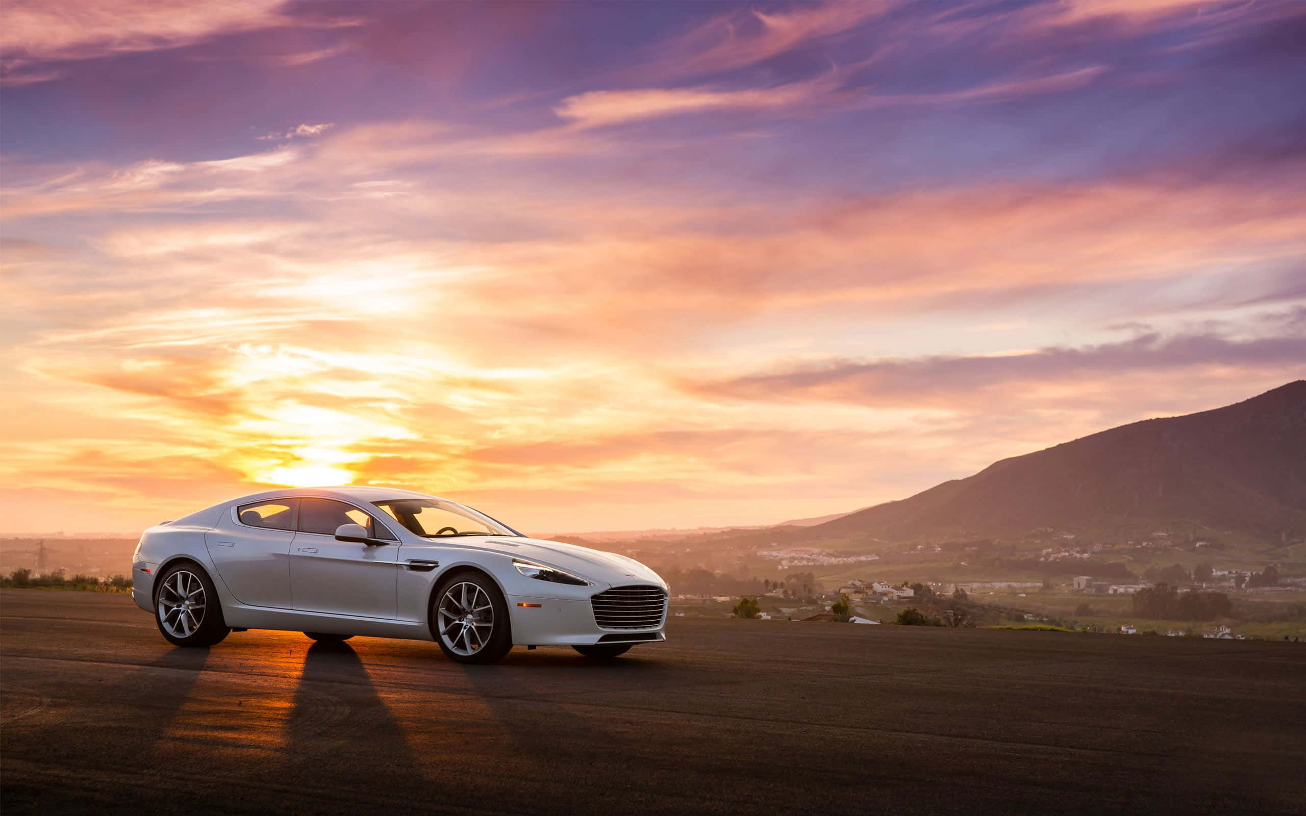 Aston Martin Rapide S 豪華跑車 壁紙