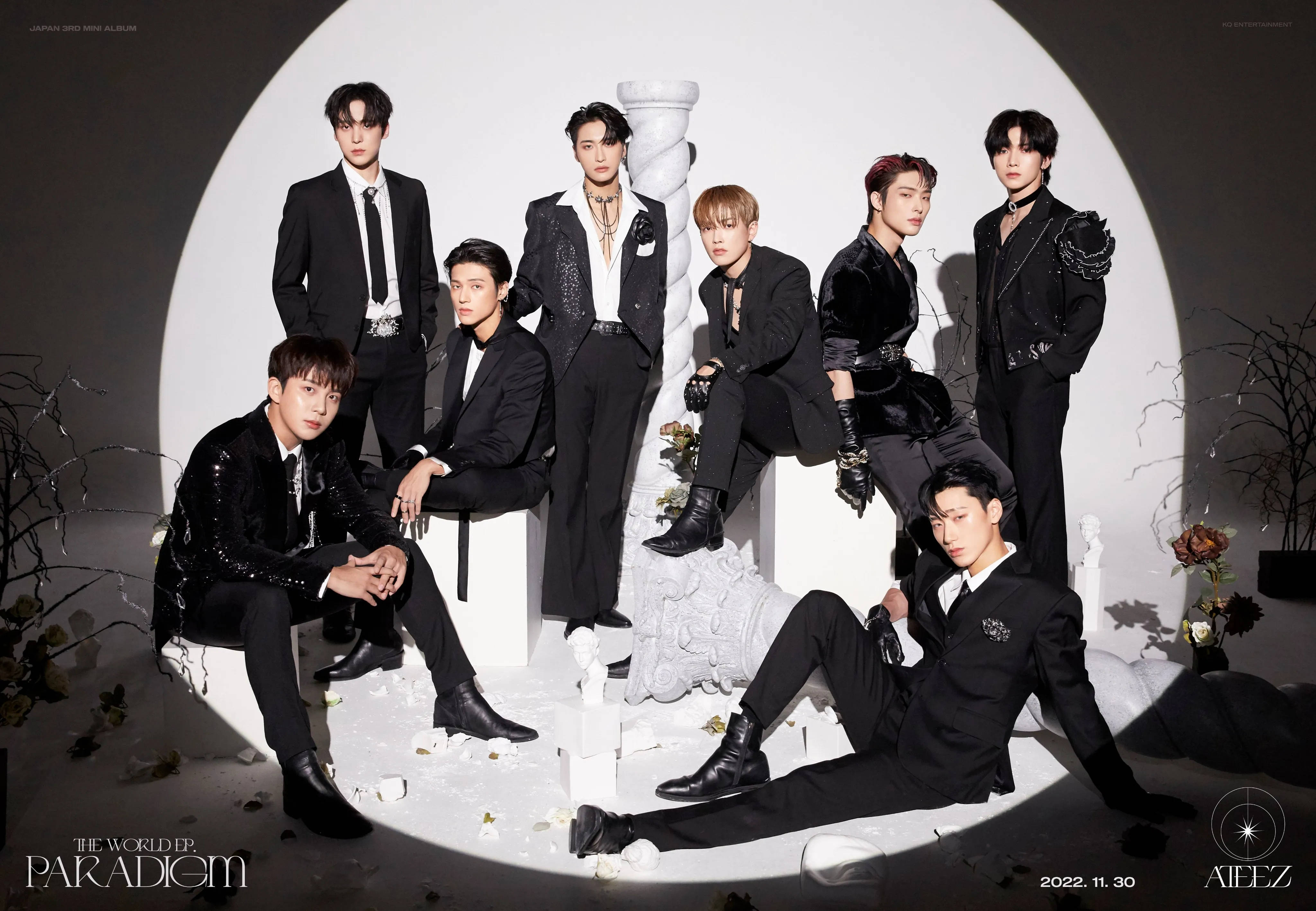 ATEEZ 黑色西裝 壁紙