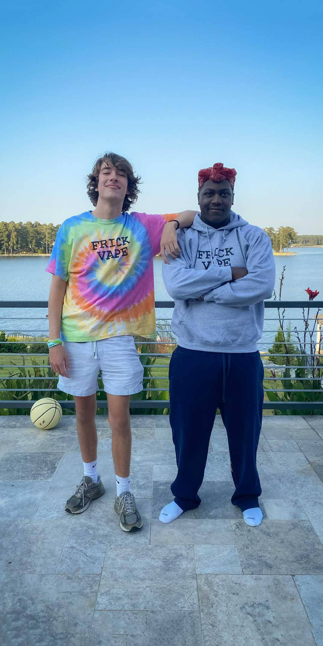 Baylen Levine 與歌手 Yachty 壁紙