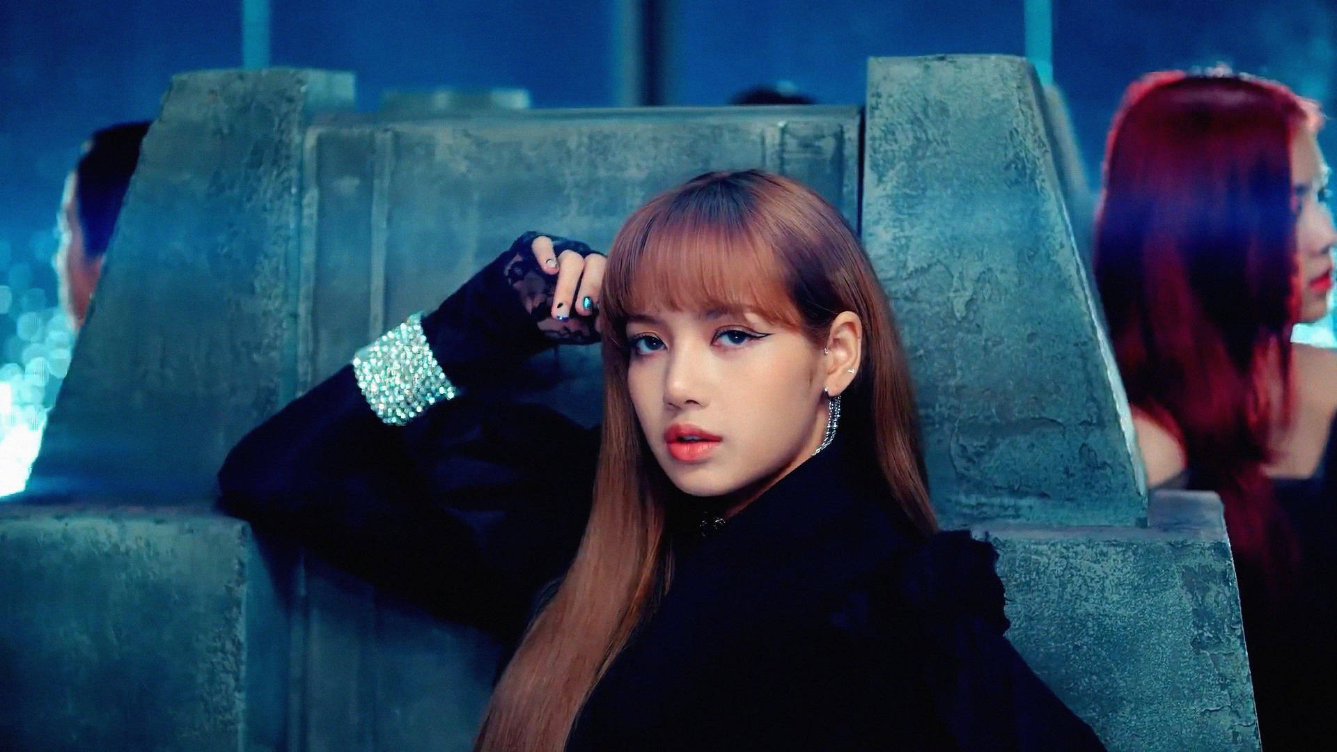 BLACKPINK Lisa Manoban Solo桌布 — Blackpink 壁紙