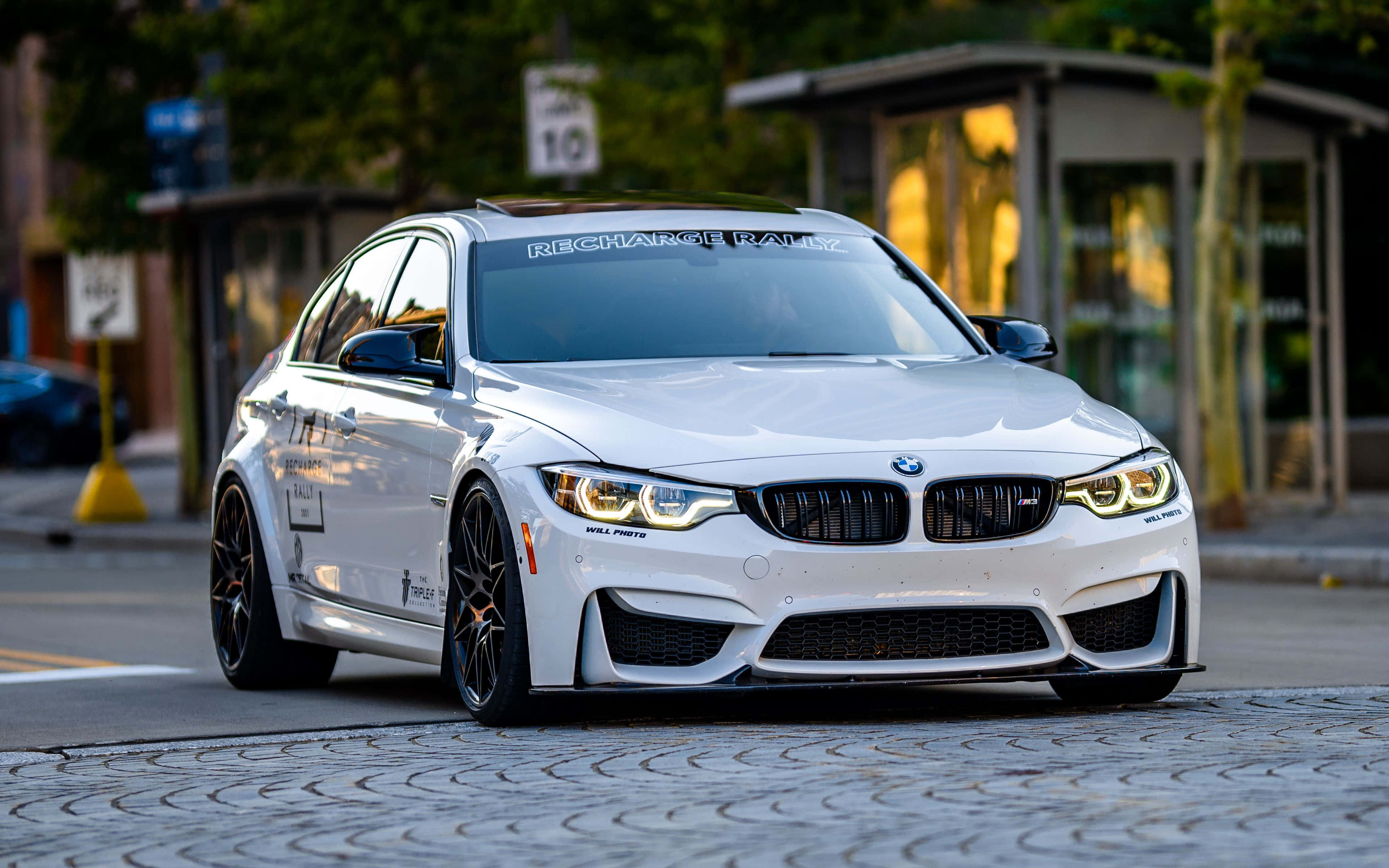 BMW街道路面背景 壁紙
