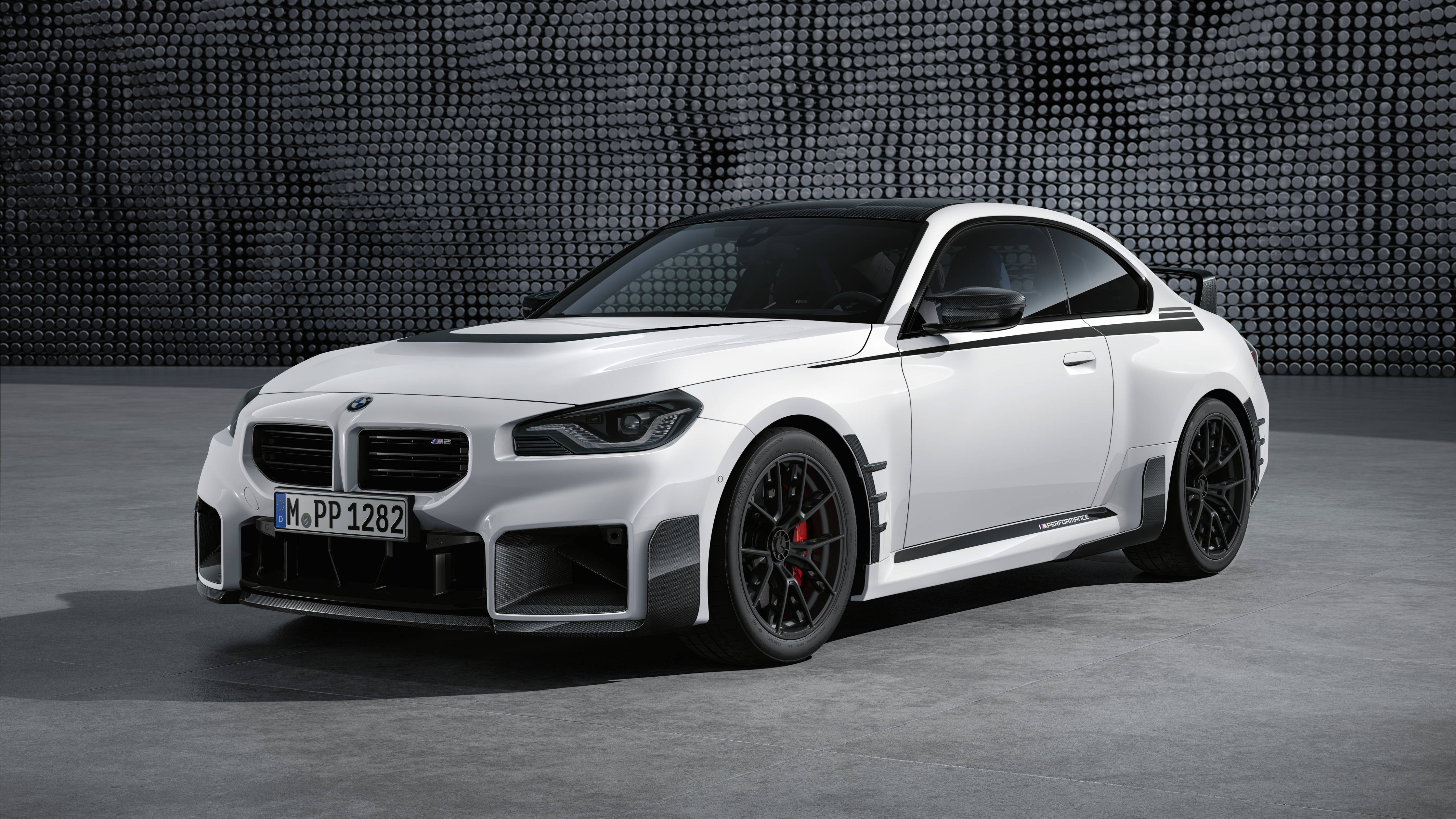 白色BMW M2 4K筆電汽車桌布 壁紙