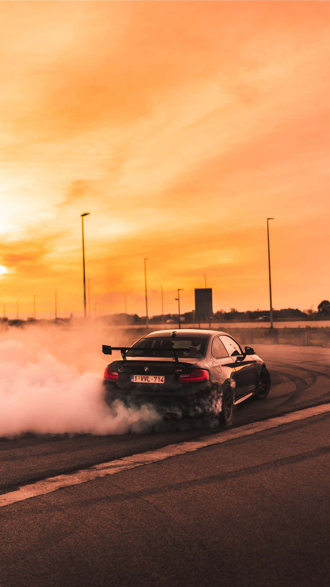 BMW M5 甩尾改裝車 美型車款 壁紙