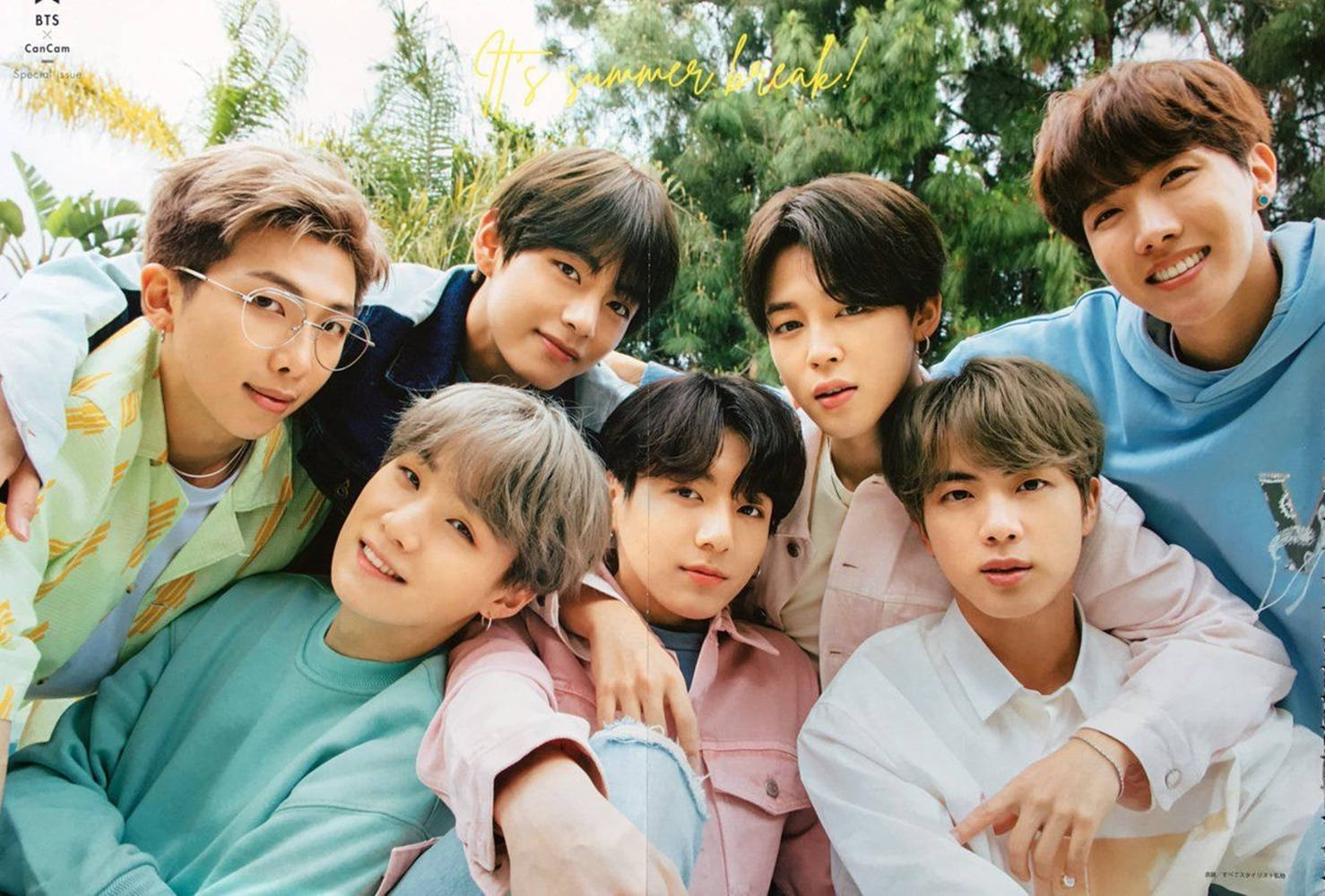BTS 2021 可愛團體合照桌面 壁紙