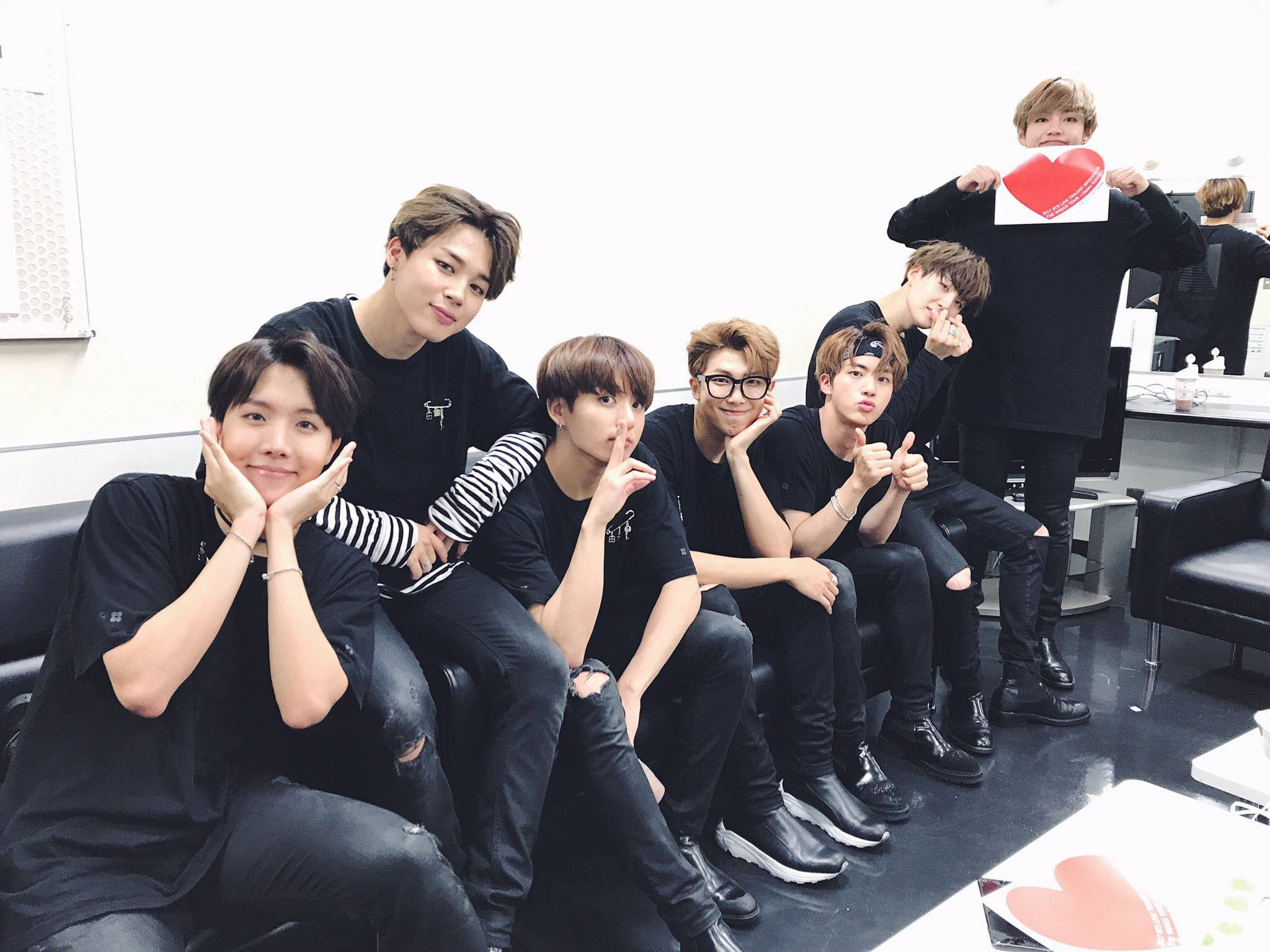 BTS 2021 桌面 - 流行文化偶像的和諧 壁紙
