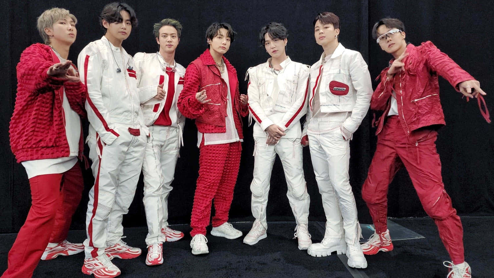 BTS 2022年告示牌音樂獎照片 壁紙