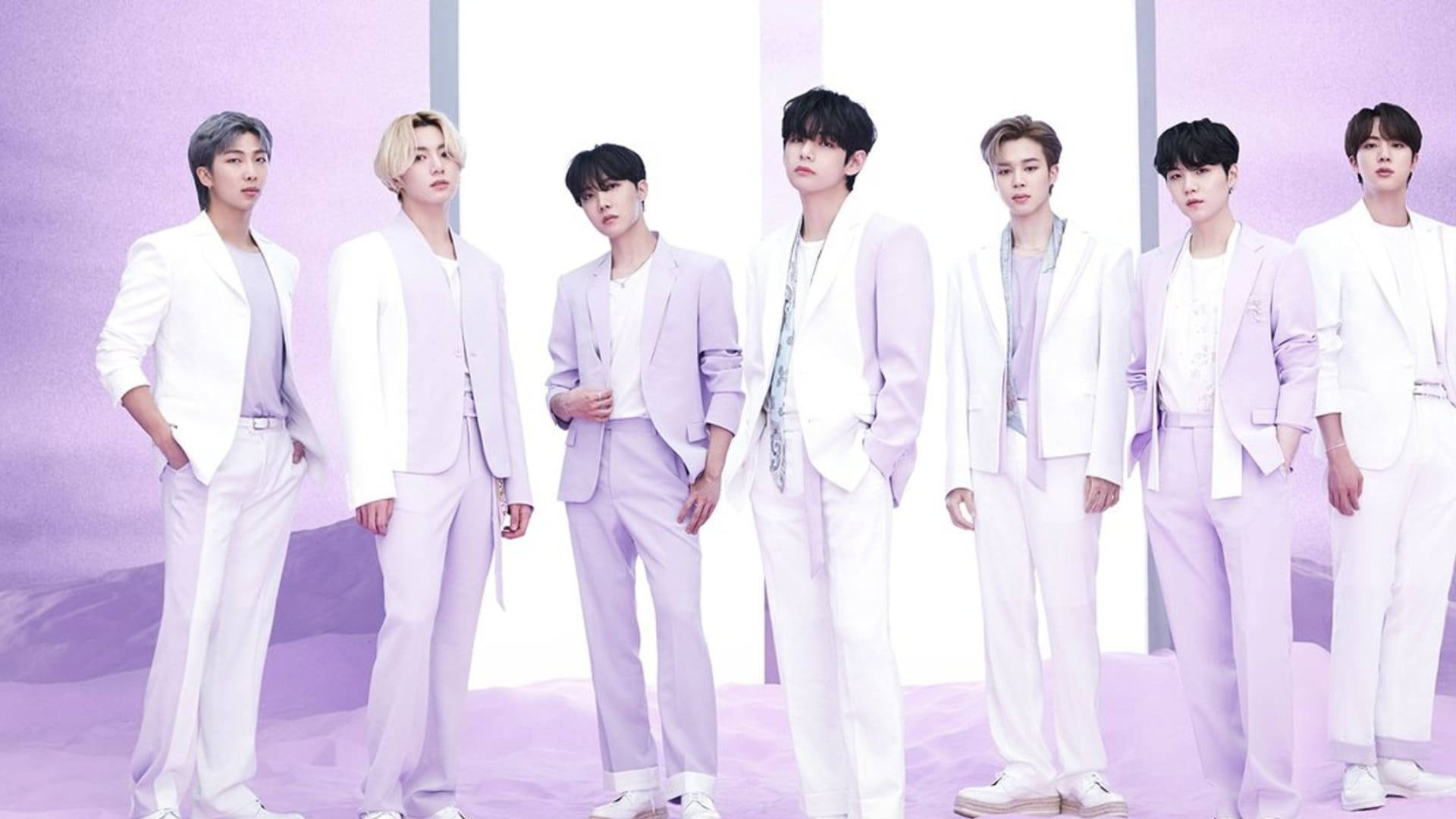BTS K-Pop 柔和紫色桌布 — 淡紫色 壁紙