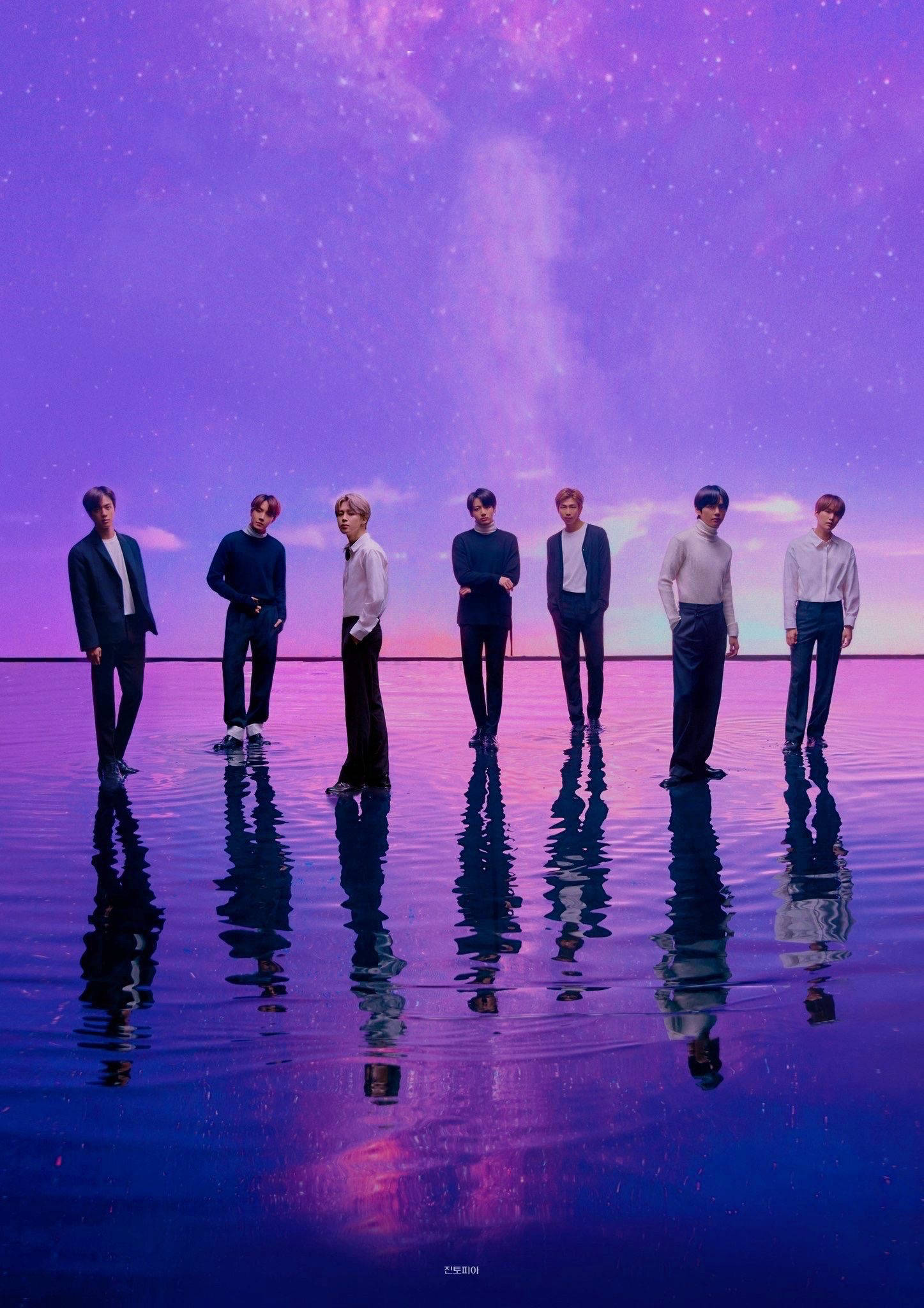 BTS OT7 粉紫背景 壁紙