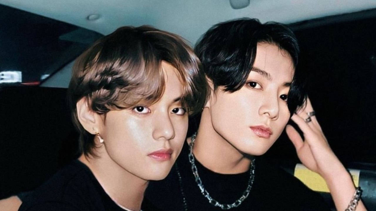 BTS V與Jungkook車內合照 壁紙