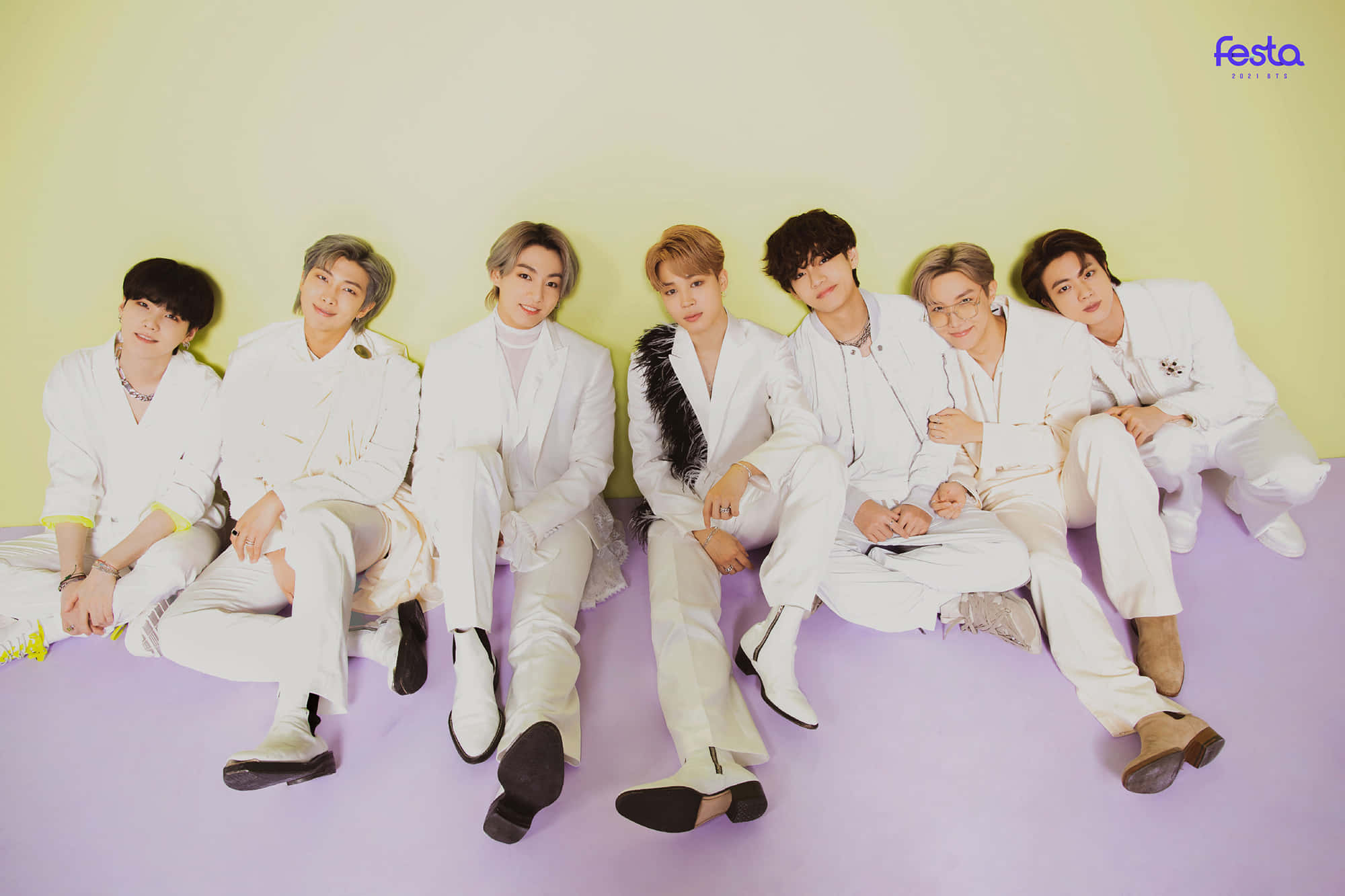 BTS 家族合照 壁紙