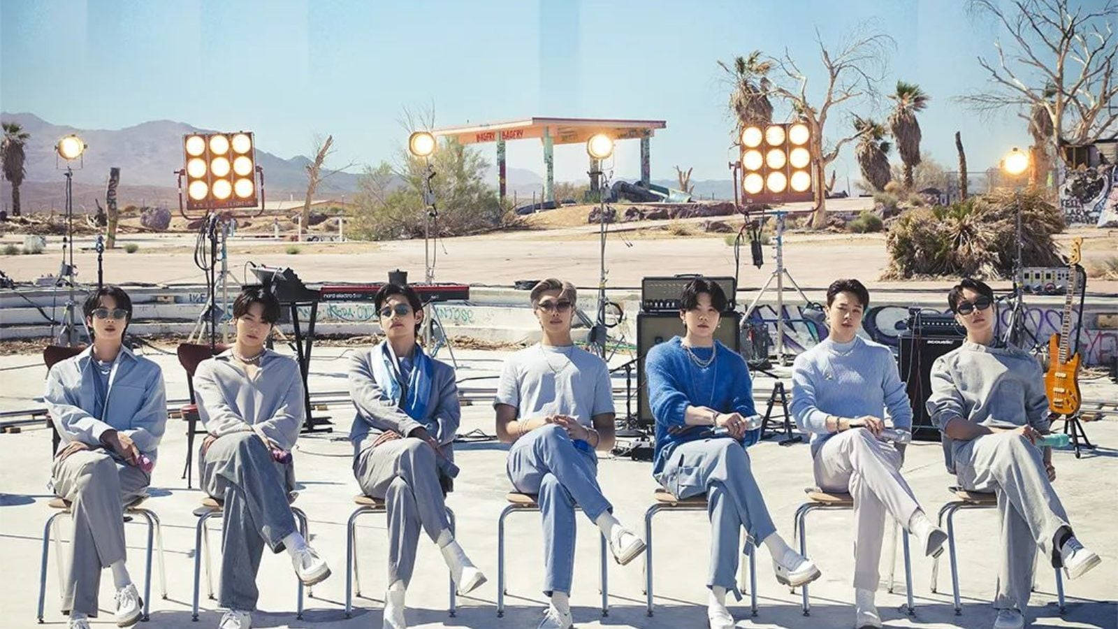 BTS 樂器桌面桌布 壁紙