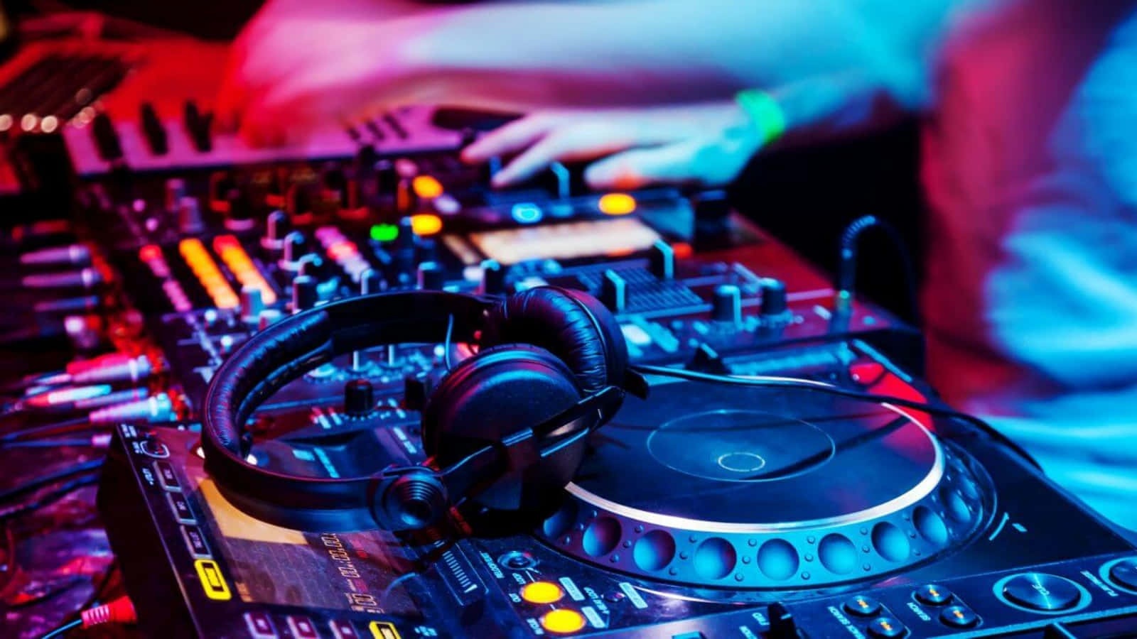 DJ 夜店音樂設備圖片 壁紙