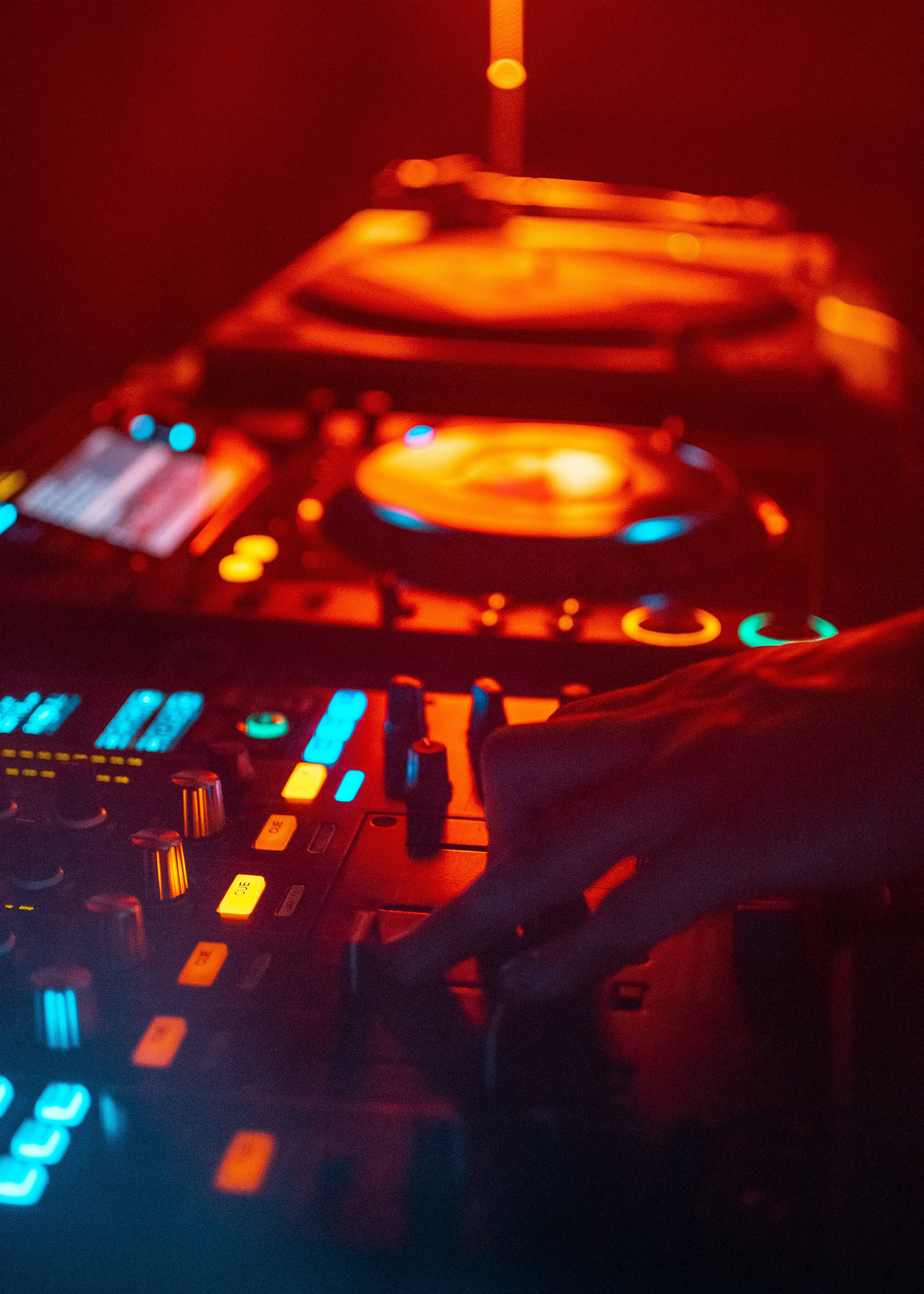DJ 音樂混音器等化器 壁紙
