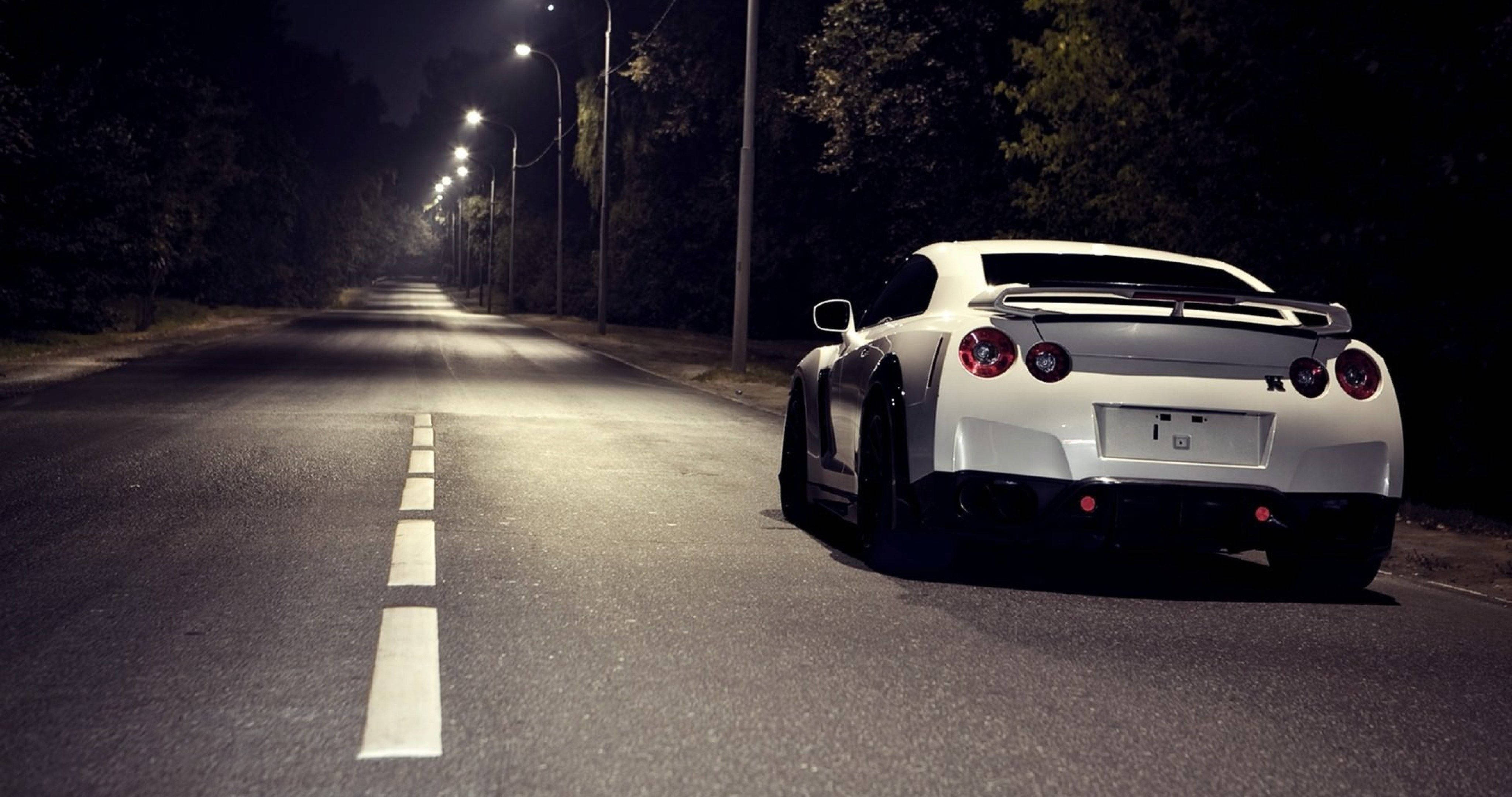白色日产GTR 4K壁纸 壁紙