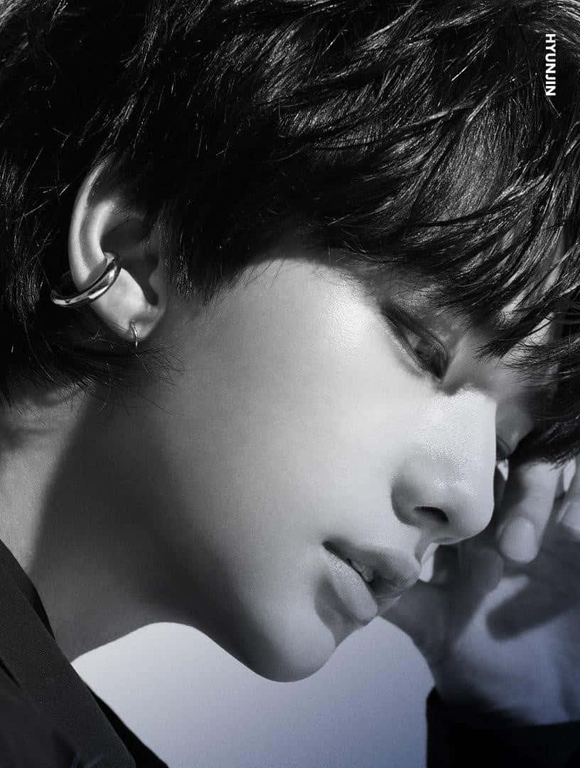 韓國歌手Hyunjin I Am You 壁紙