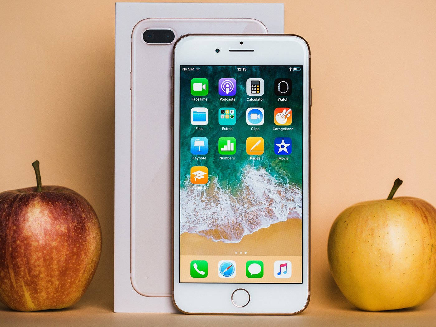 iPhone 8 與蘋果 壁紙