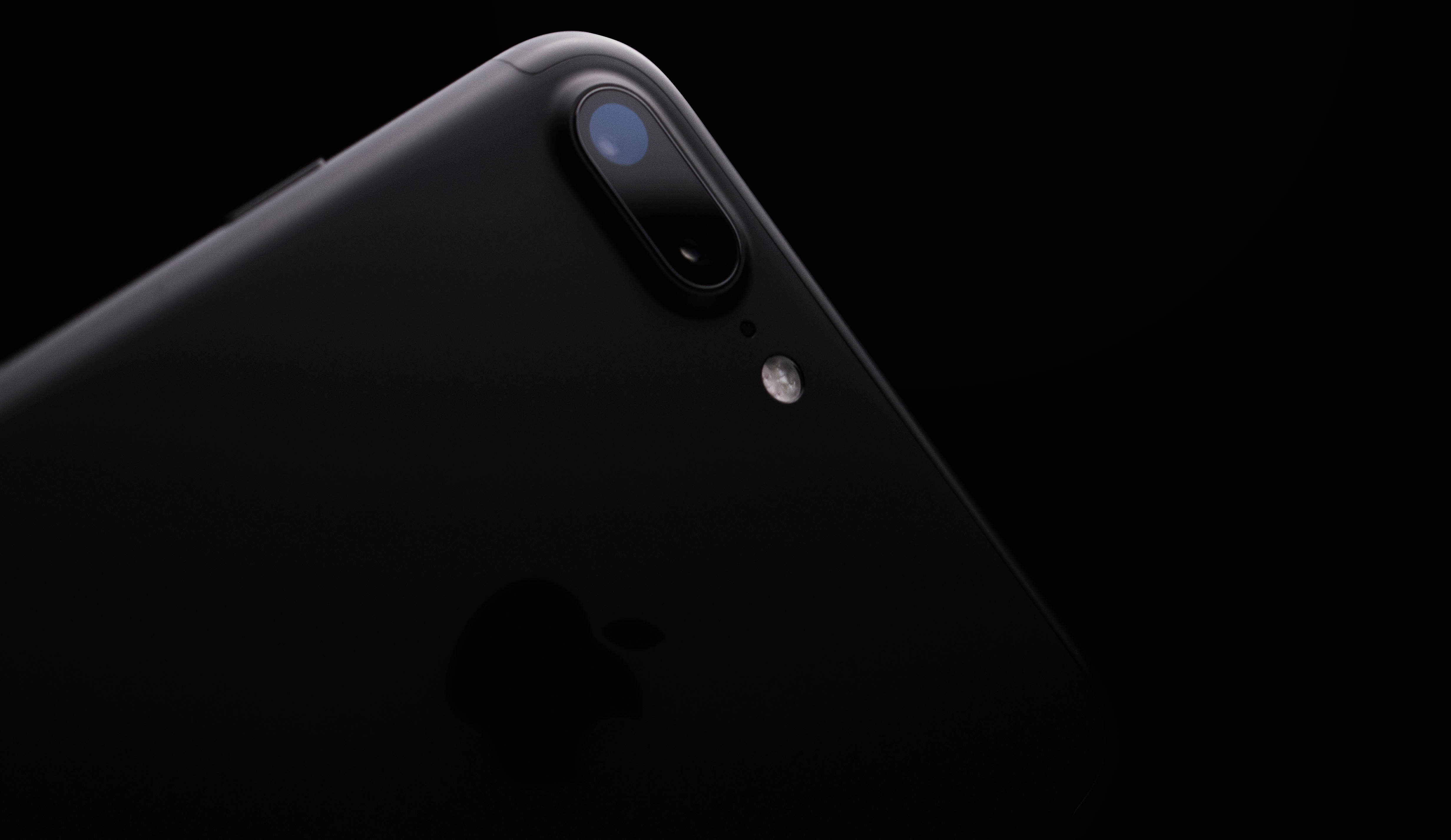 iPhone 8 镜头 壁紙