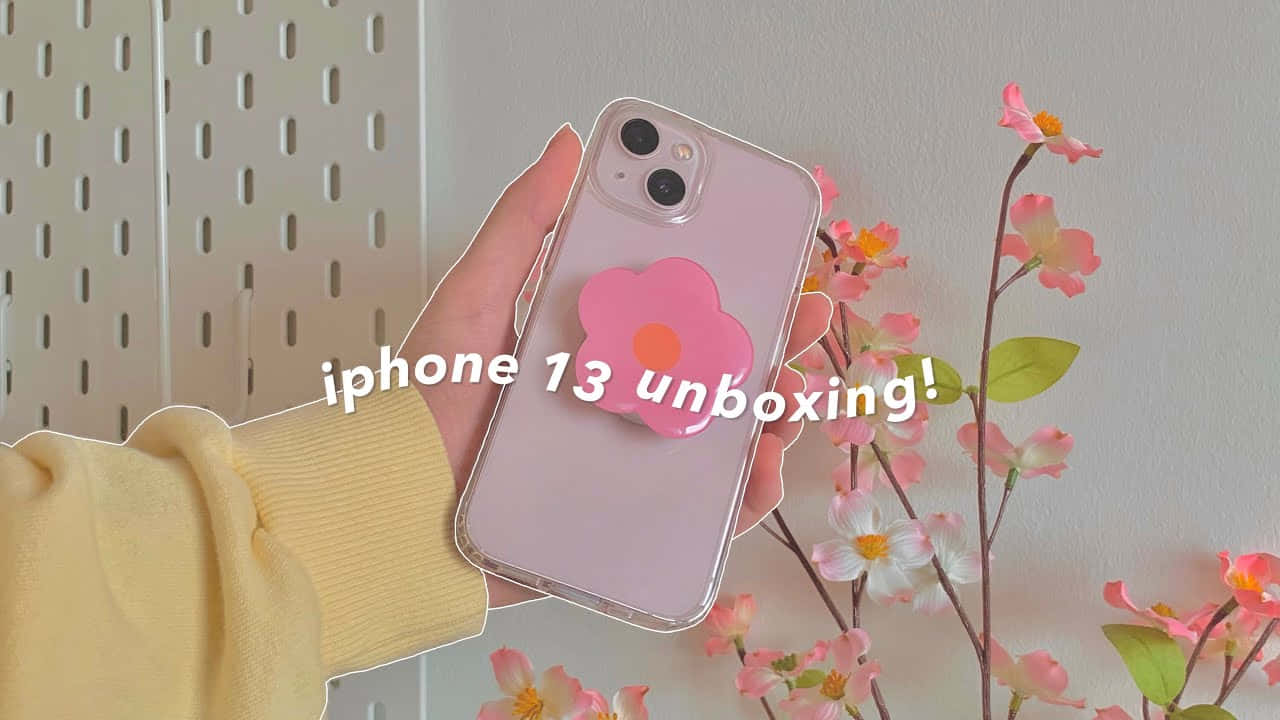 「用這款時尚又可愛的 iPhone 隨時掌握最新動態！」 壁紙