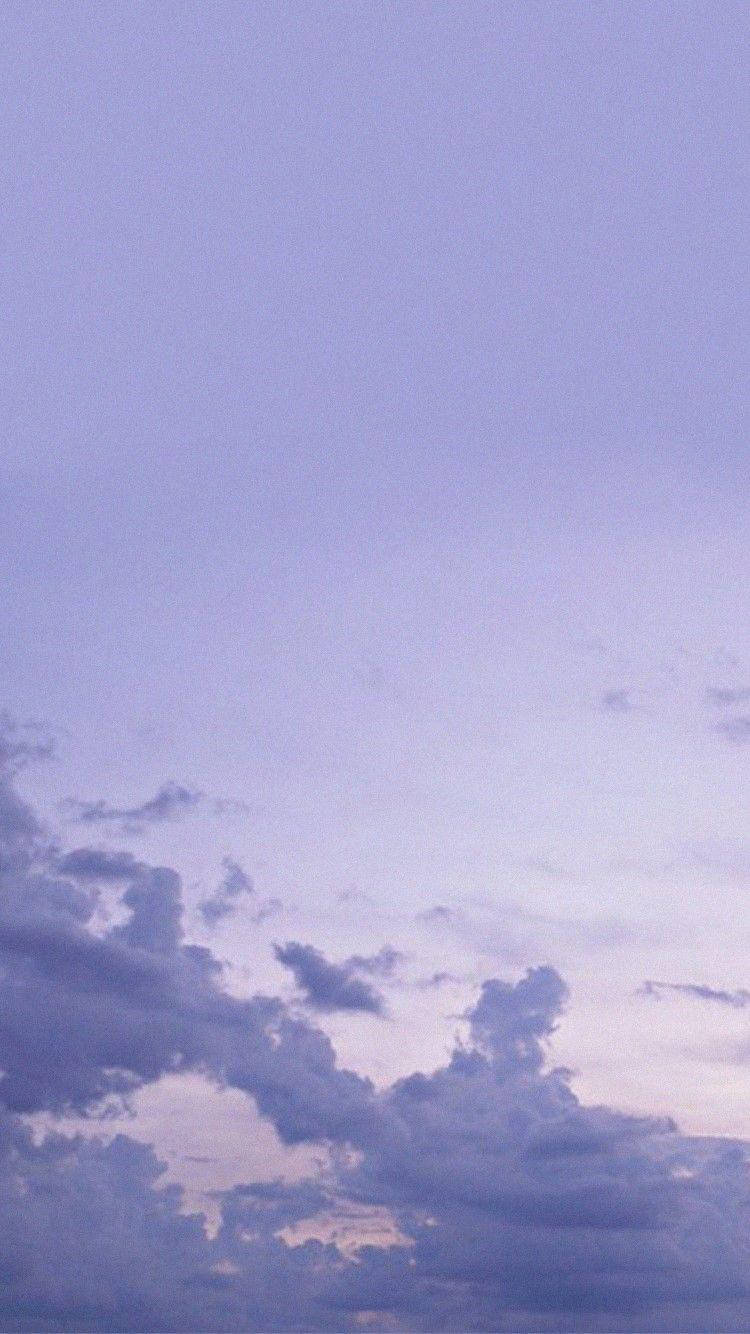 夢幻紫雲 iPhone 桌布 壁紙