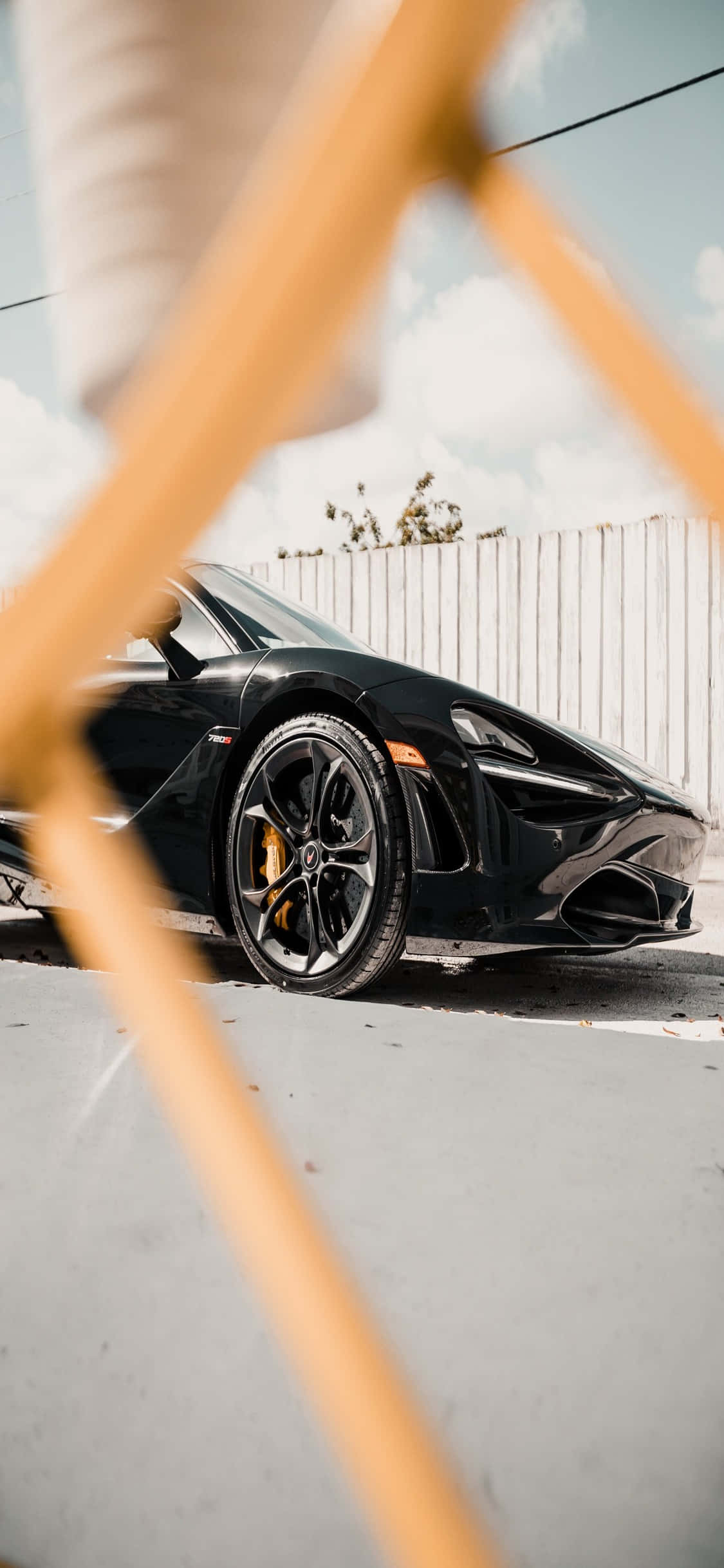 iPhone X McLaren 720s 邁阿密背景 壁紙