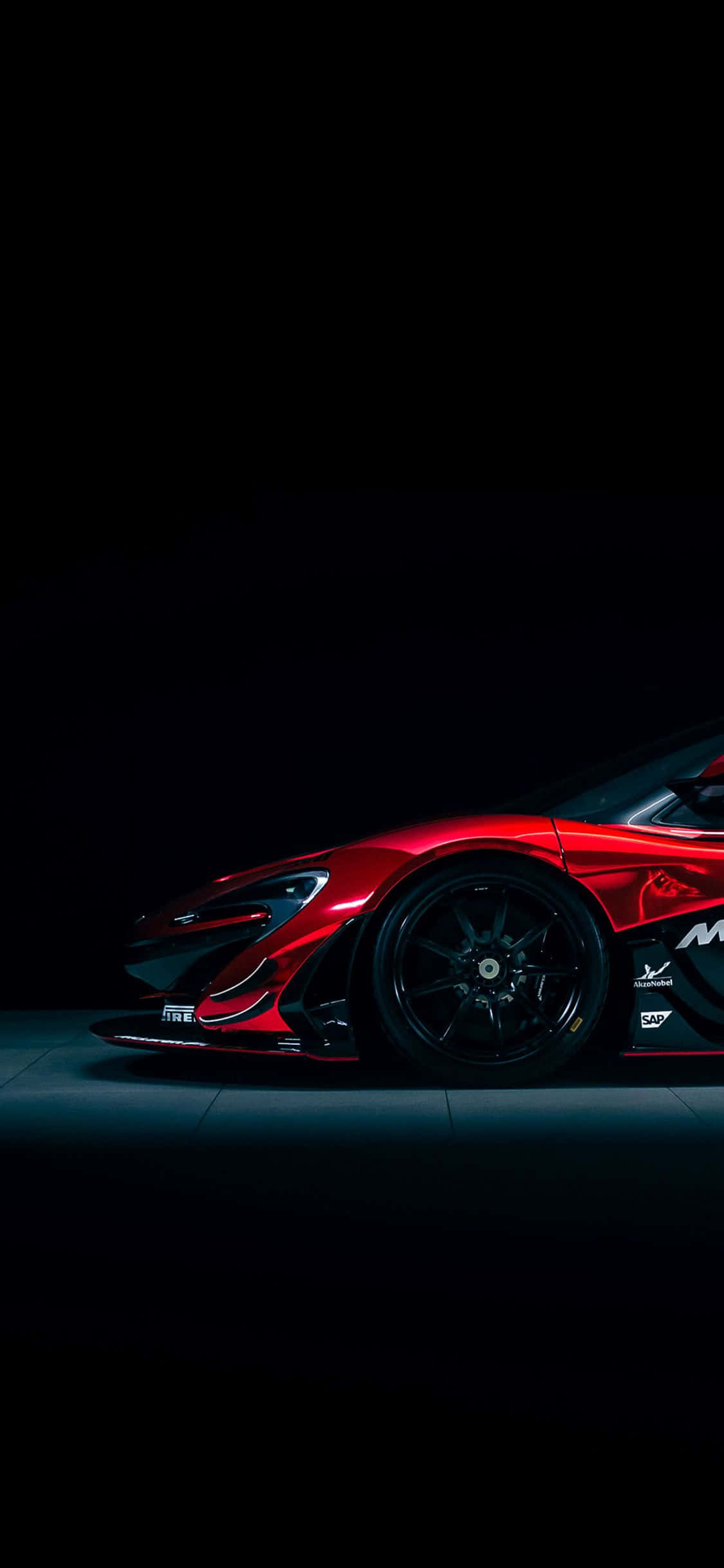 iPhone XS Max《Project Cars 2》紅色McLaren P1 GTR背景 壁紙