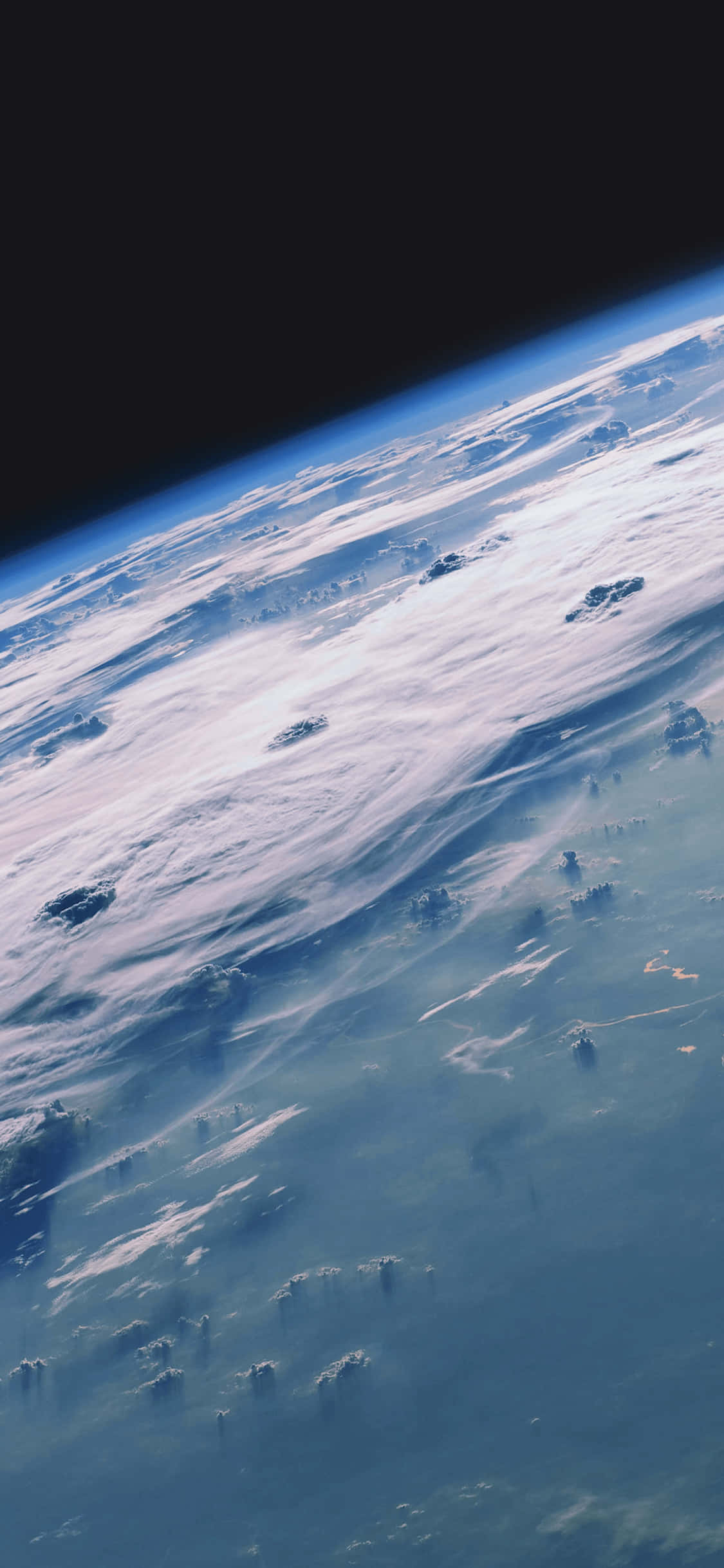 iPhone經典地球表面來自外太空 壁紙