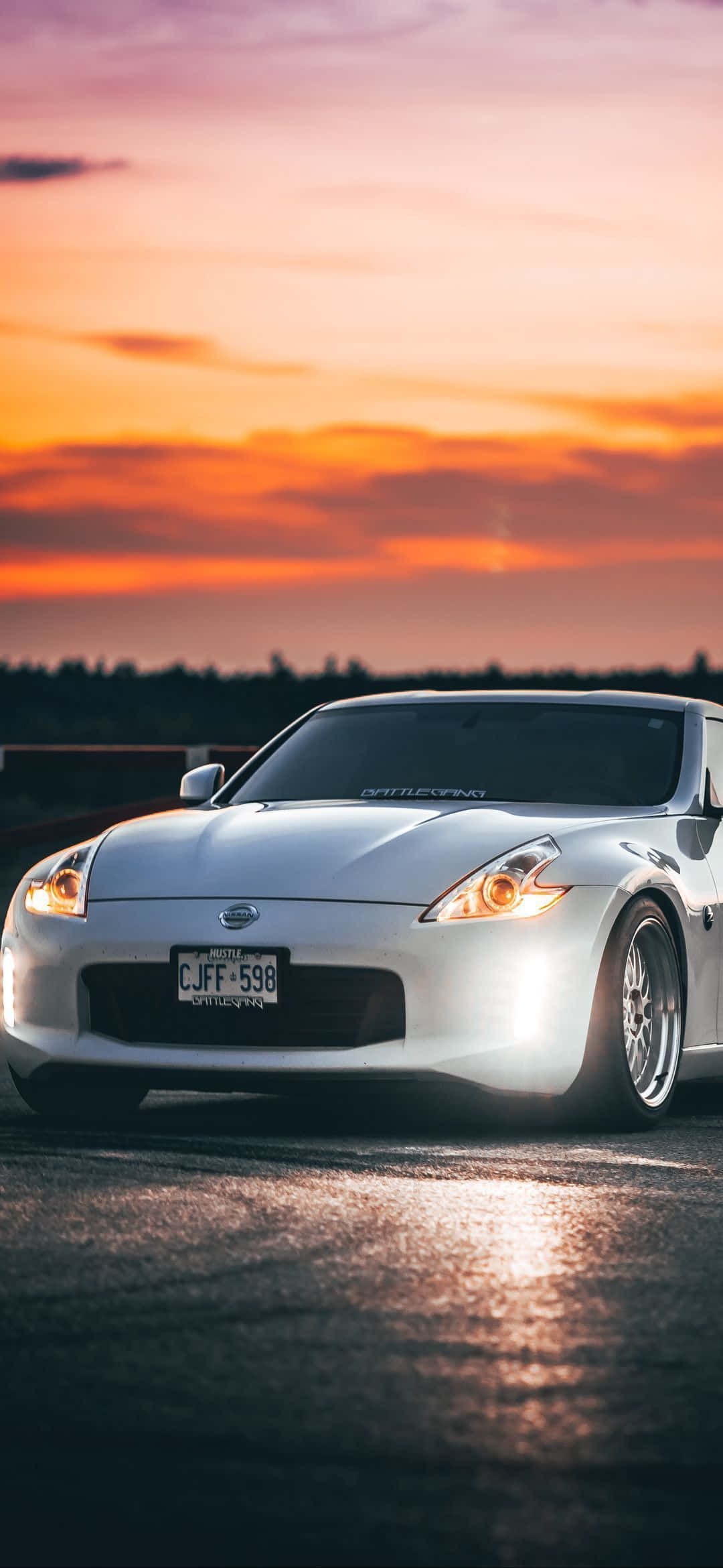 時尚馳騁——iPhone上的日產350Z 壁紙