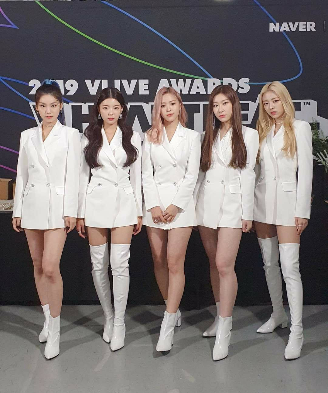 ITZY 2019 Vlive颁奖典礼 壁紙