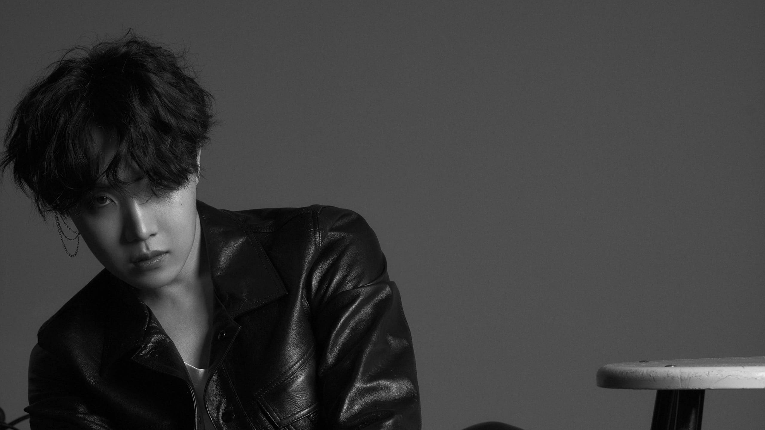 J-Hope BTS 黑色美学 壁紙