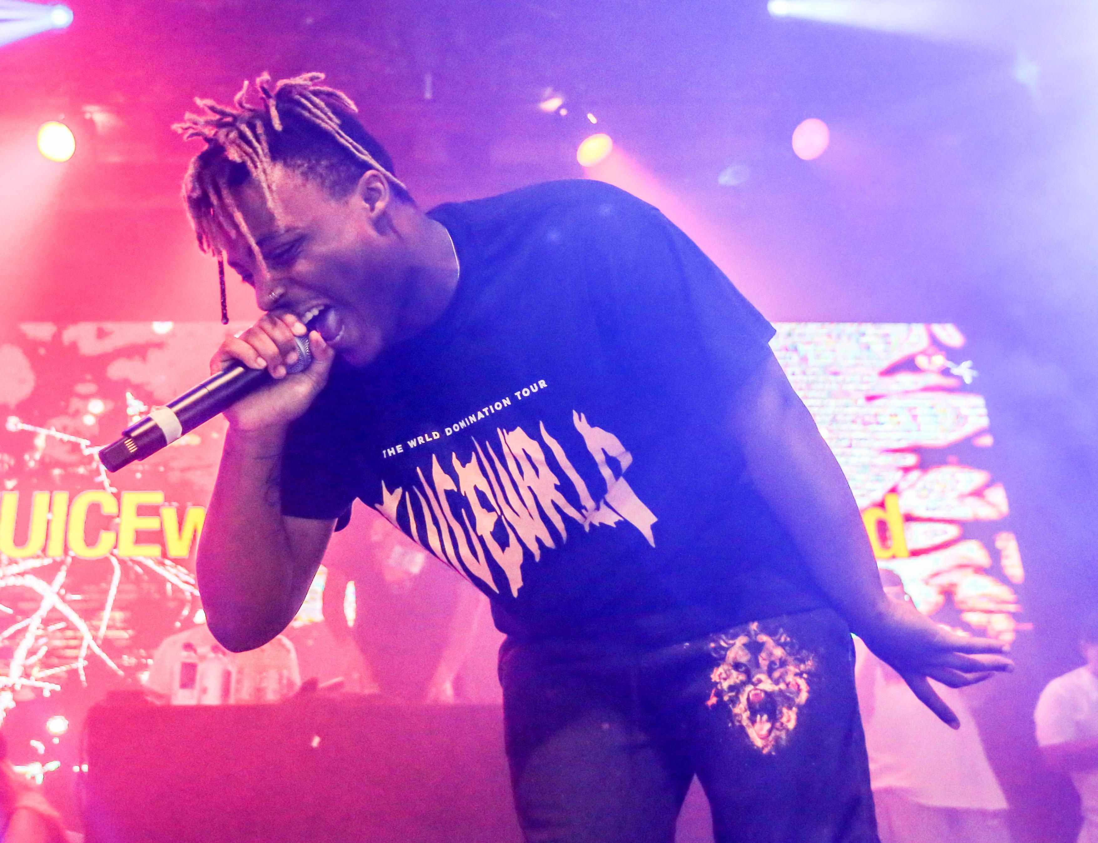 Juice Wrld 舞台演出 4K 壁紙