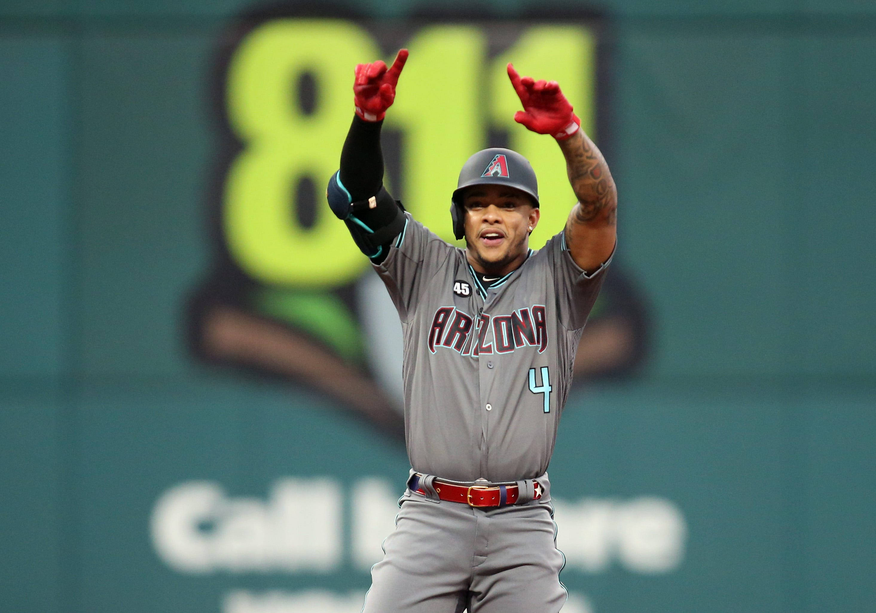 Ketel Marte 比出第一手勢 壁紙