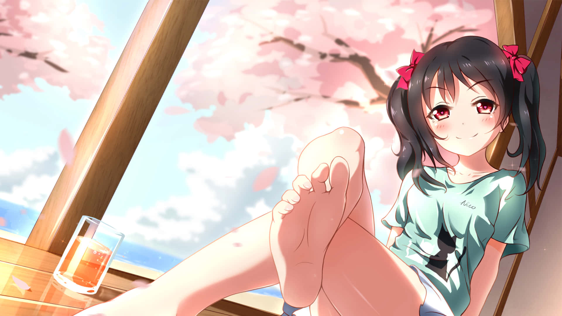 Love Live 矢澤妮可 動漫美少女 腳部特寫 壁紙