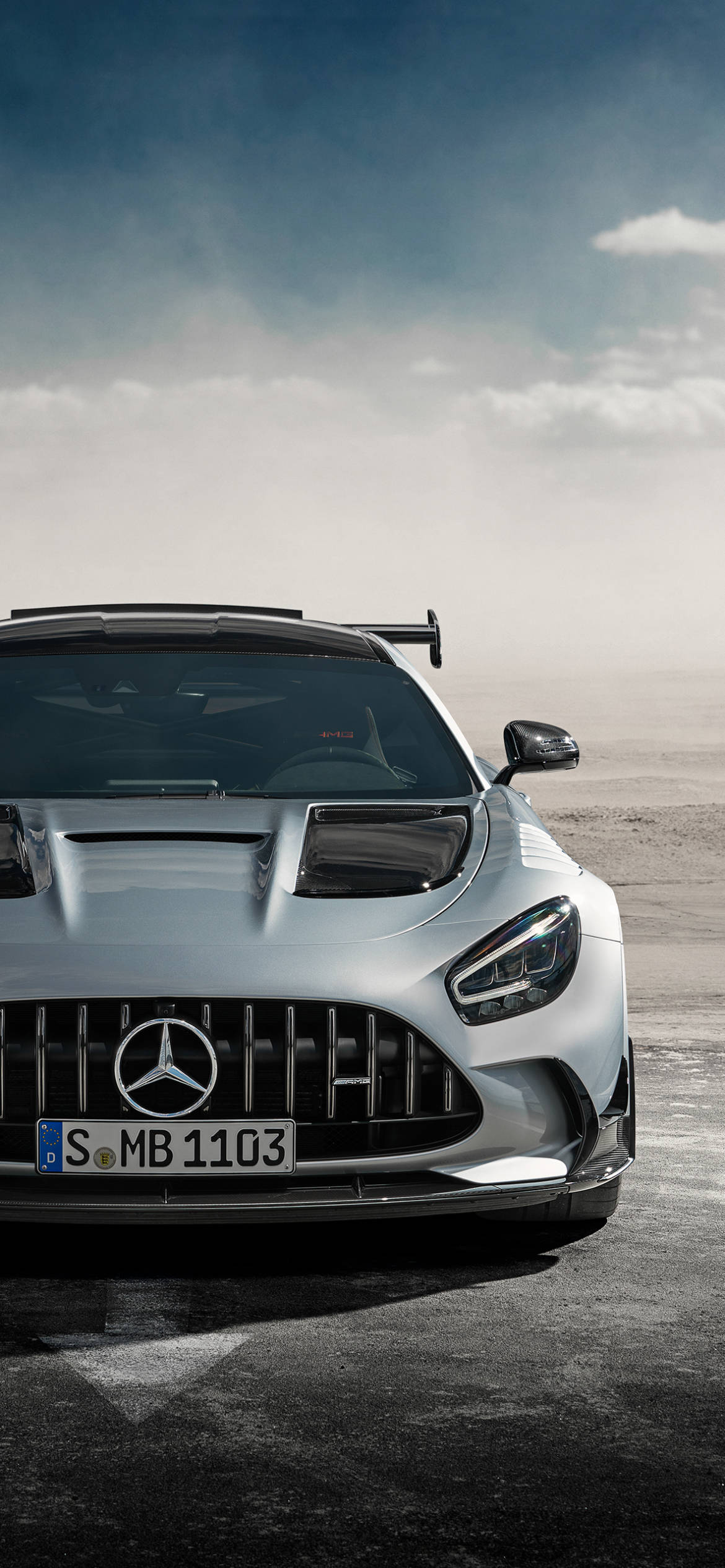 銀色Mercedes AMG iPhone 壁紙