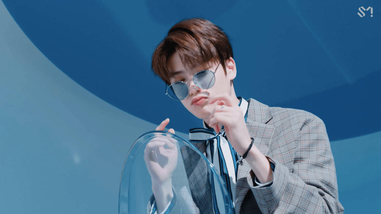 NCT 電腦藍色太陽眼鏡 壁紙