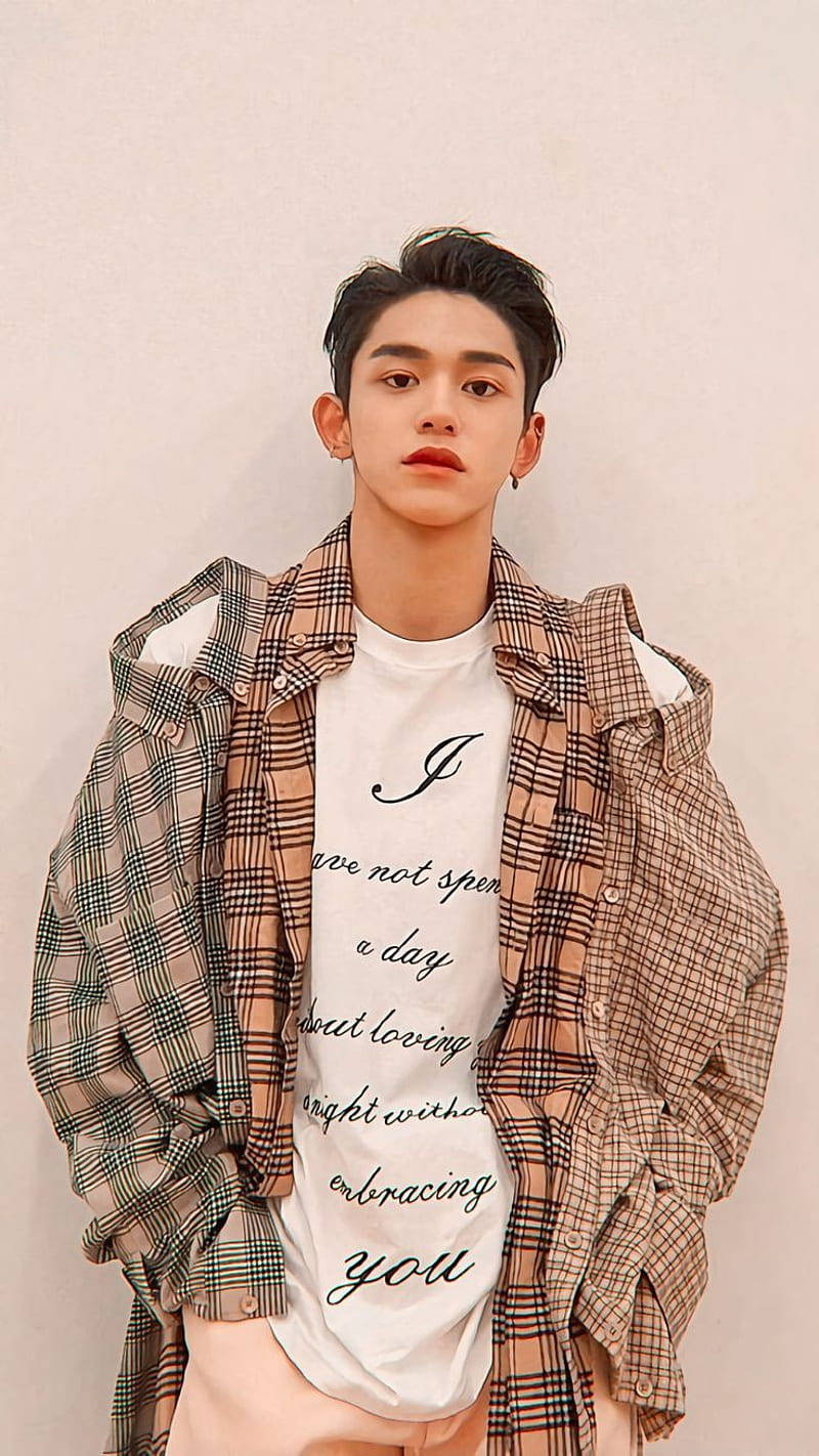 半件式格纹Polo衫 NCT Lucas 壁紙