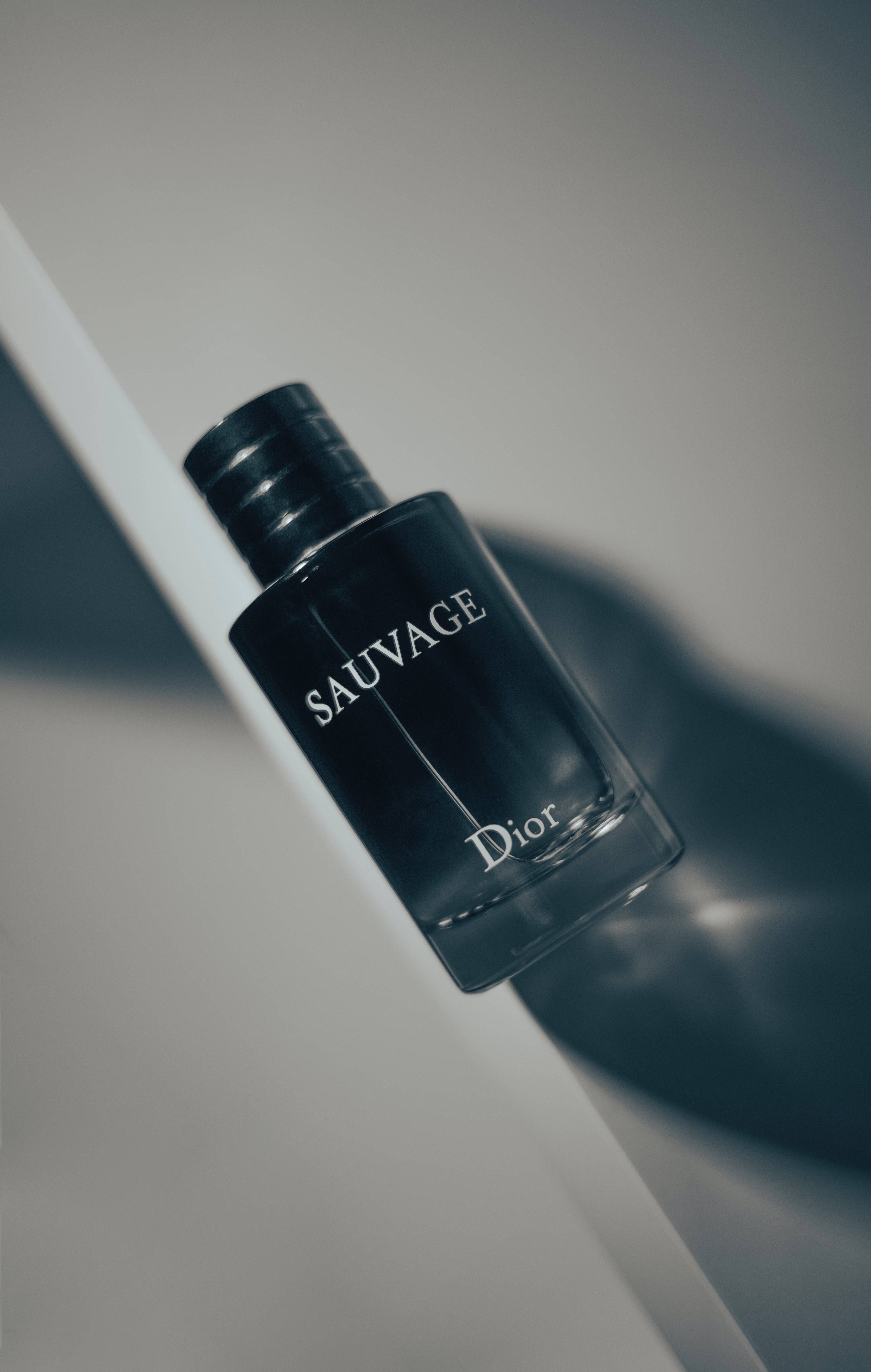 Sauvage Dior 手機 壁紙