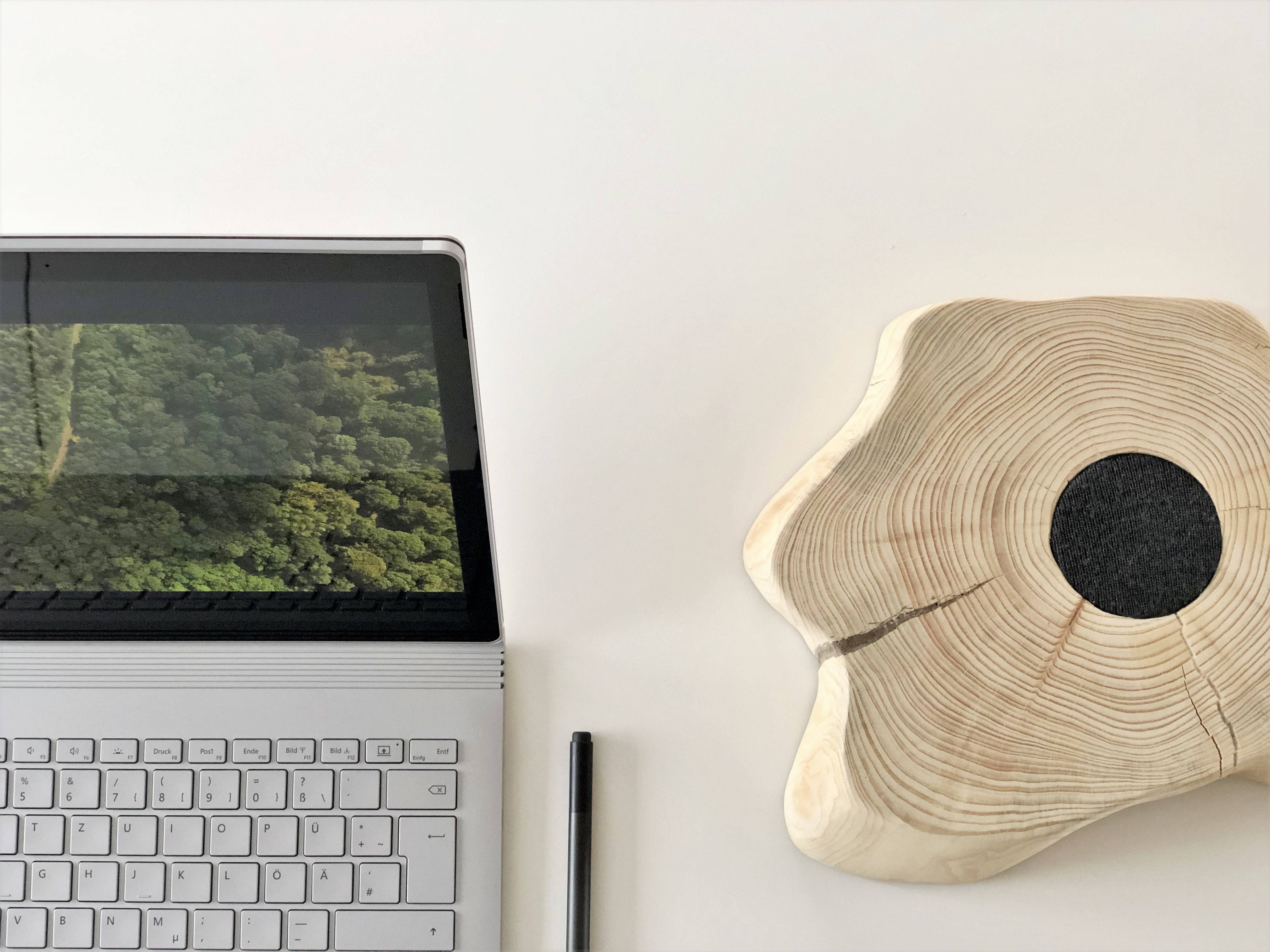 時尚現代的Surface Book 3 壁紙