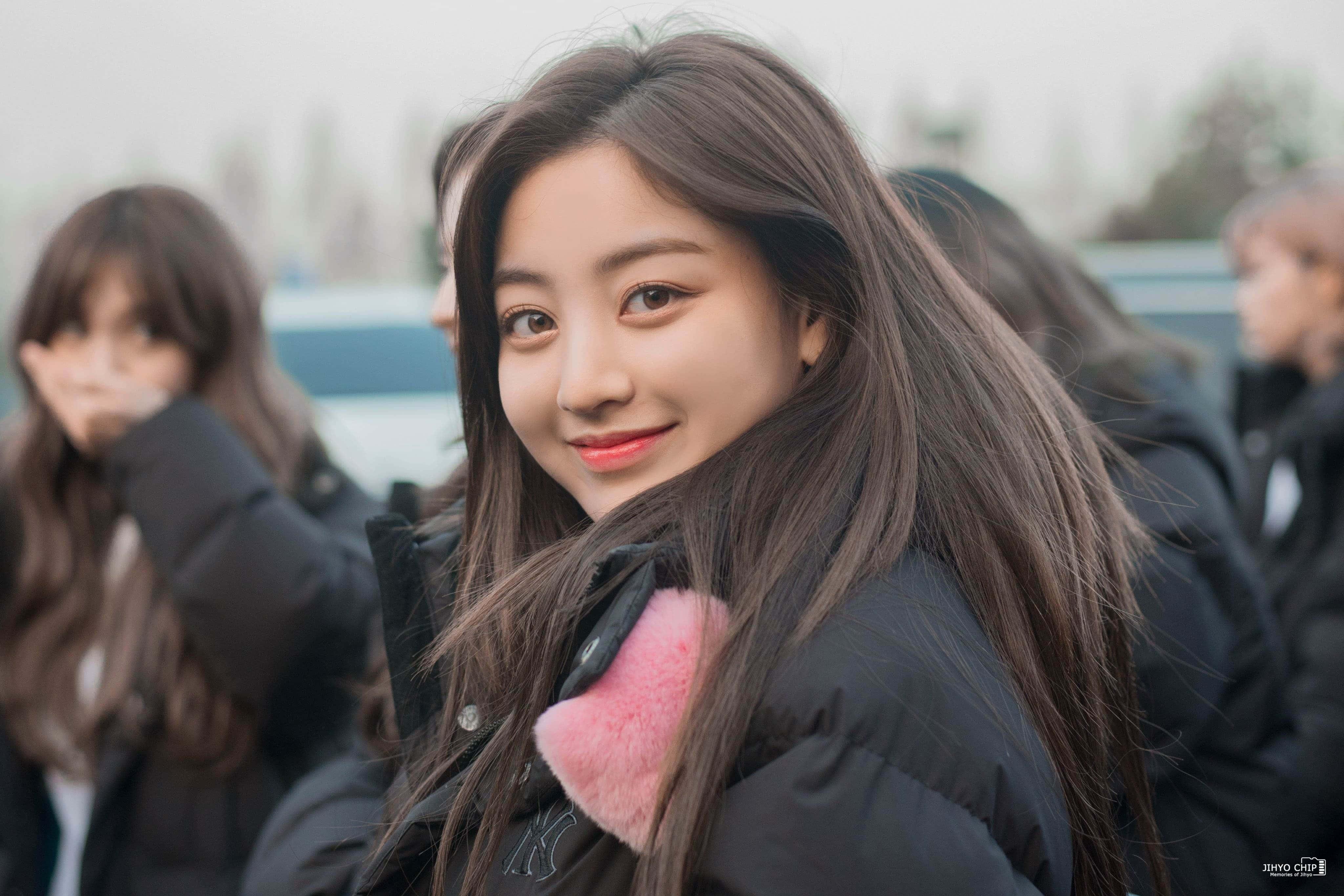 TWICE 絕美團體合照 壁紙