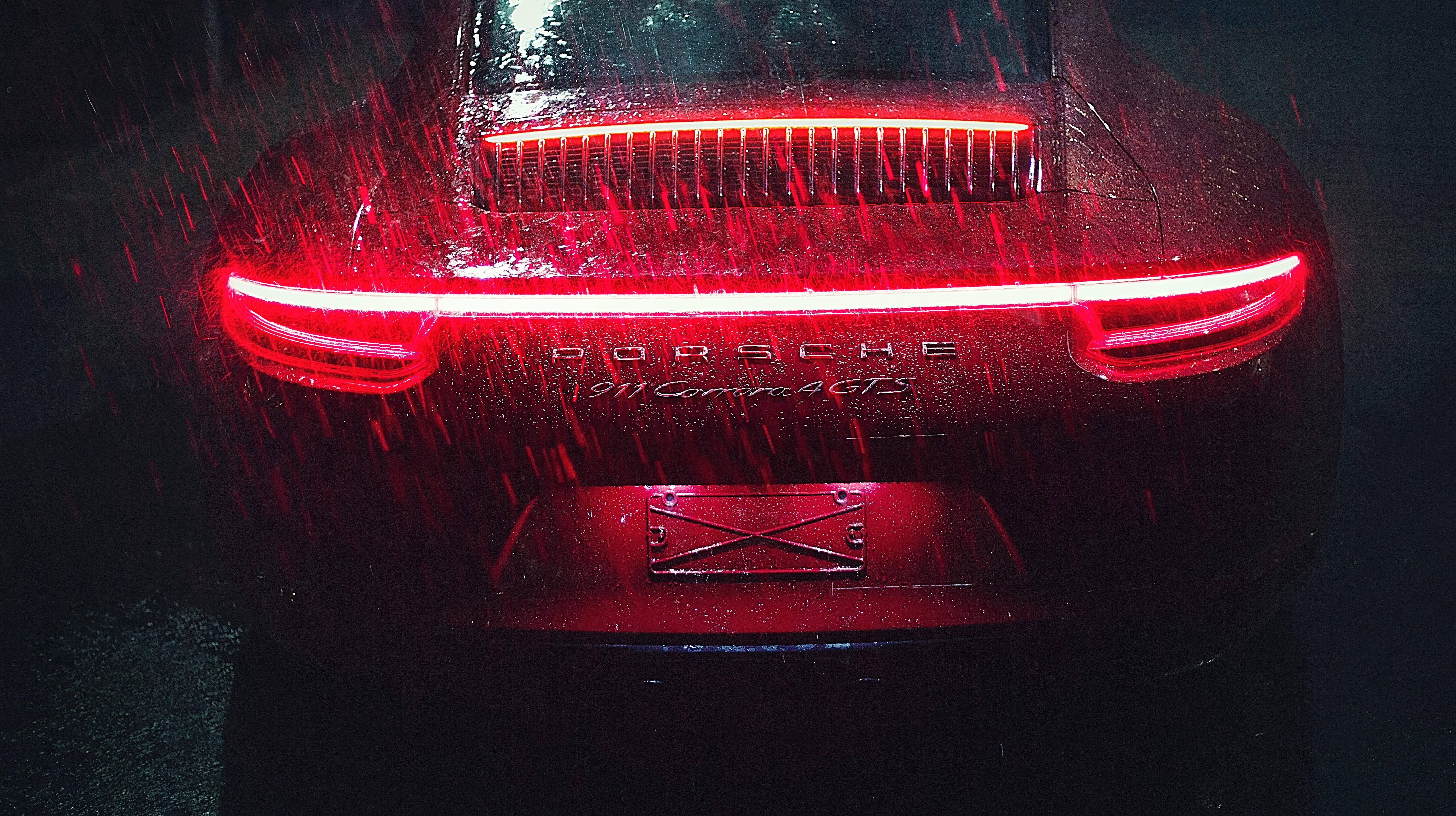 保時捷雨中絕美 壁紙