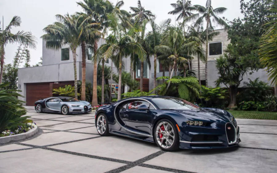 兩輛布加迪Chiron 4K 壁紙
