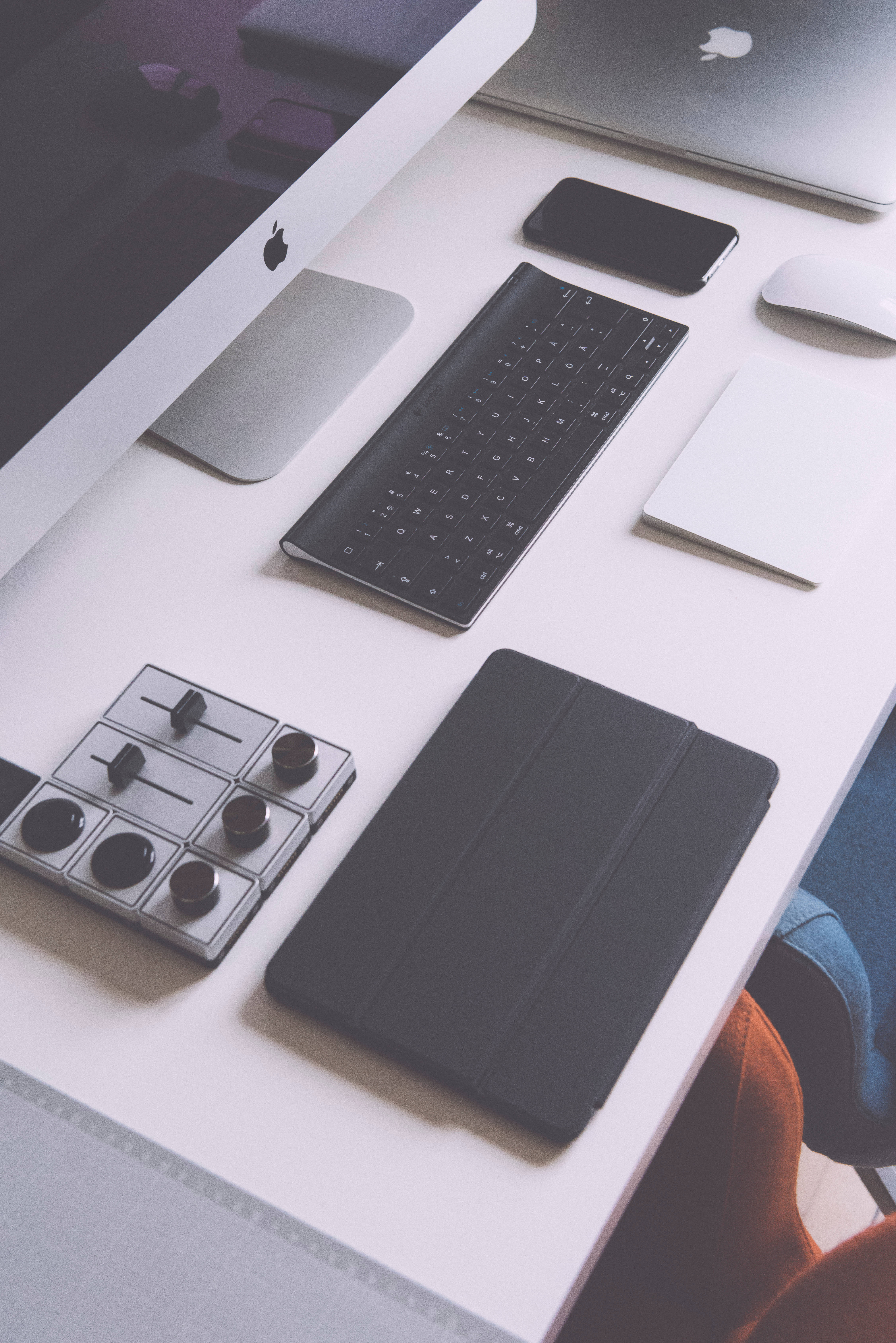 創新科技——展示中的 iPad 壁紙