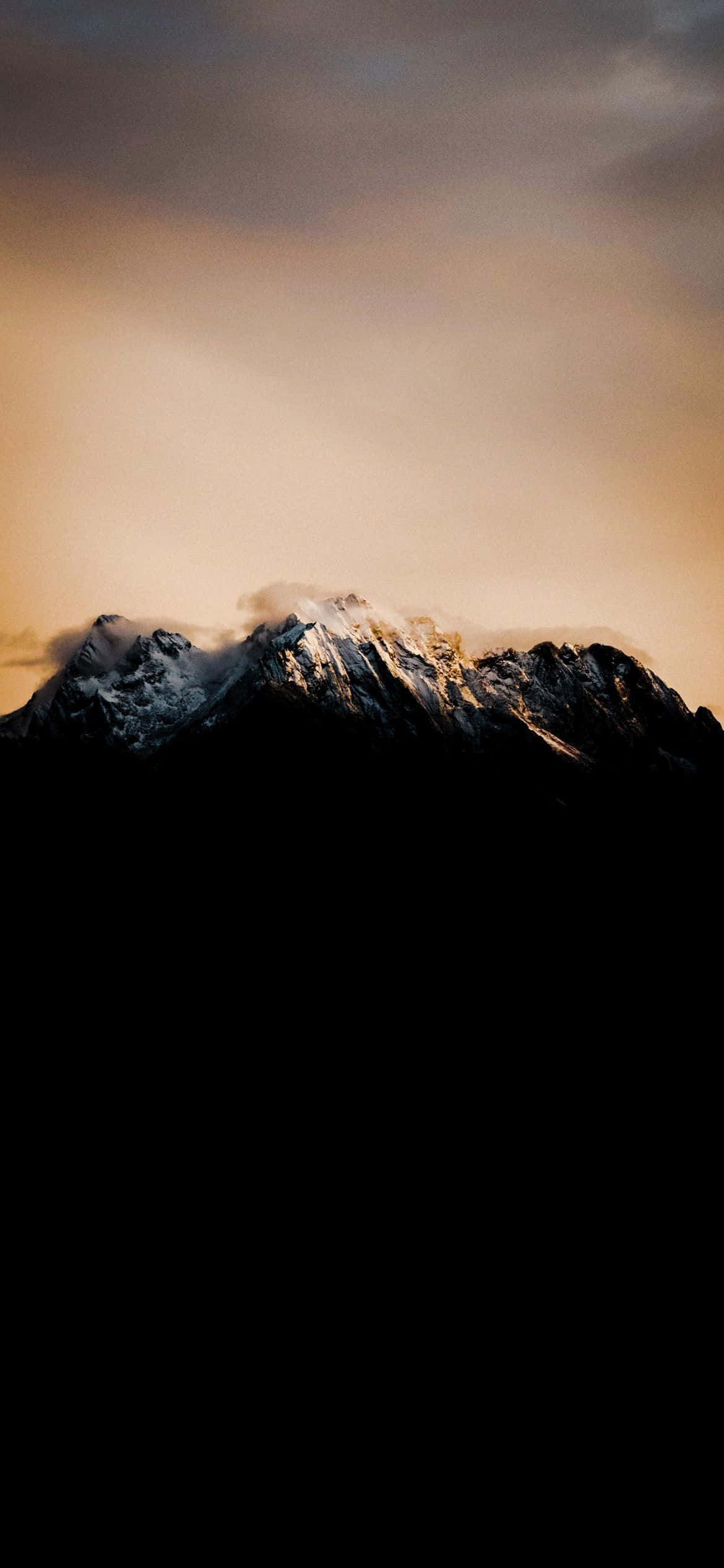 壯麗山峰 壁紙