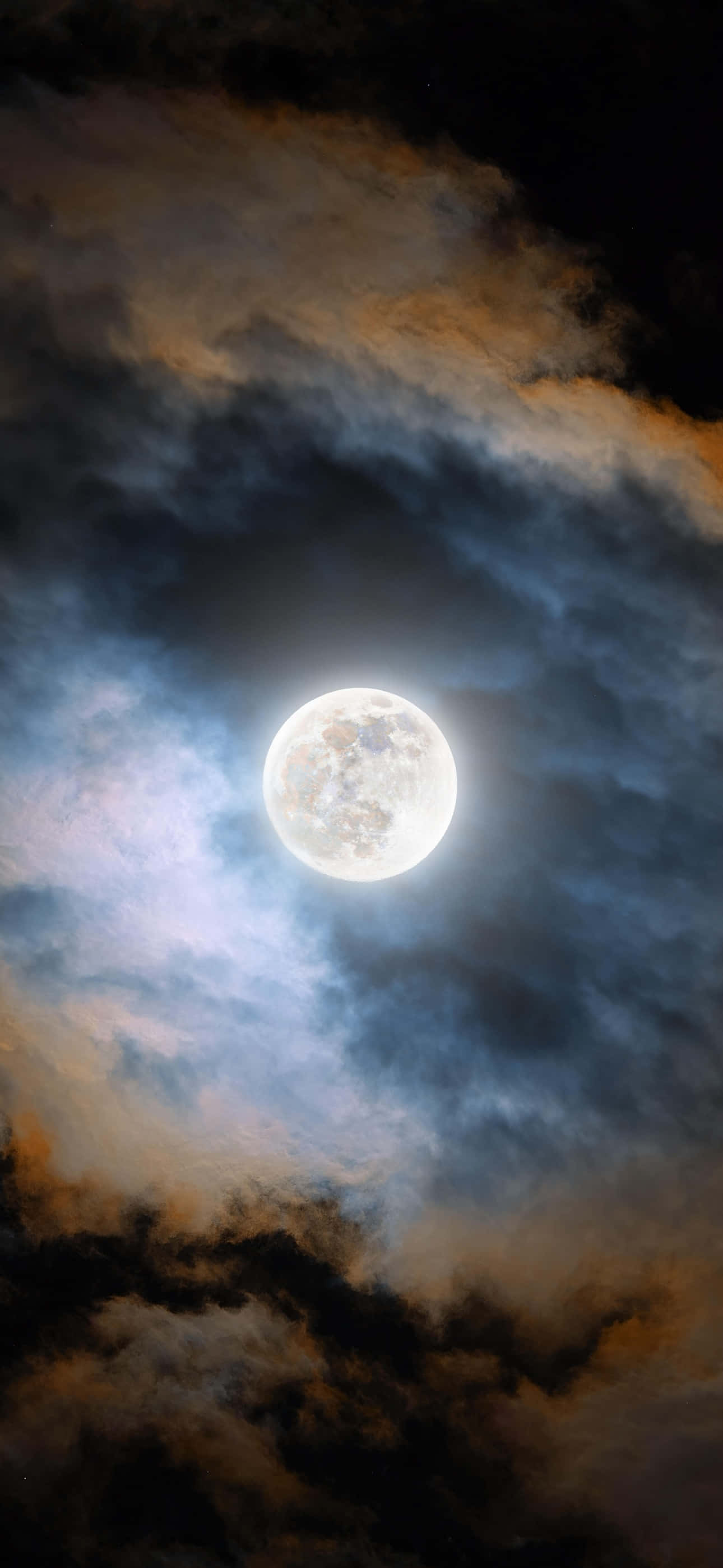 壯麗滿月夜空 壁紙