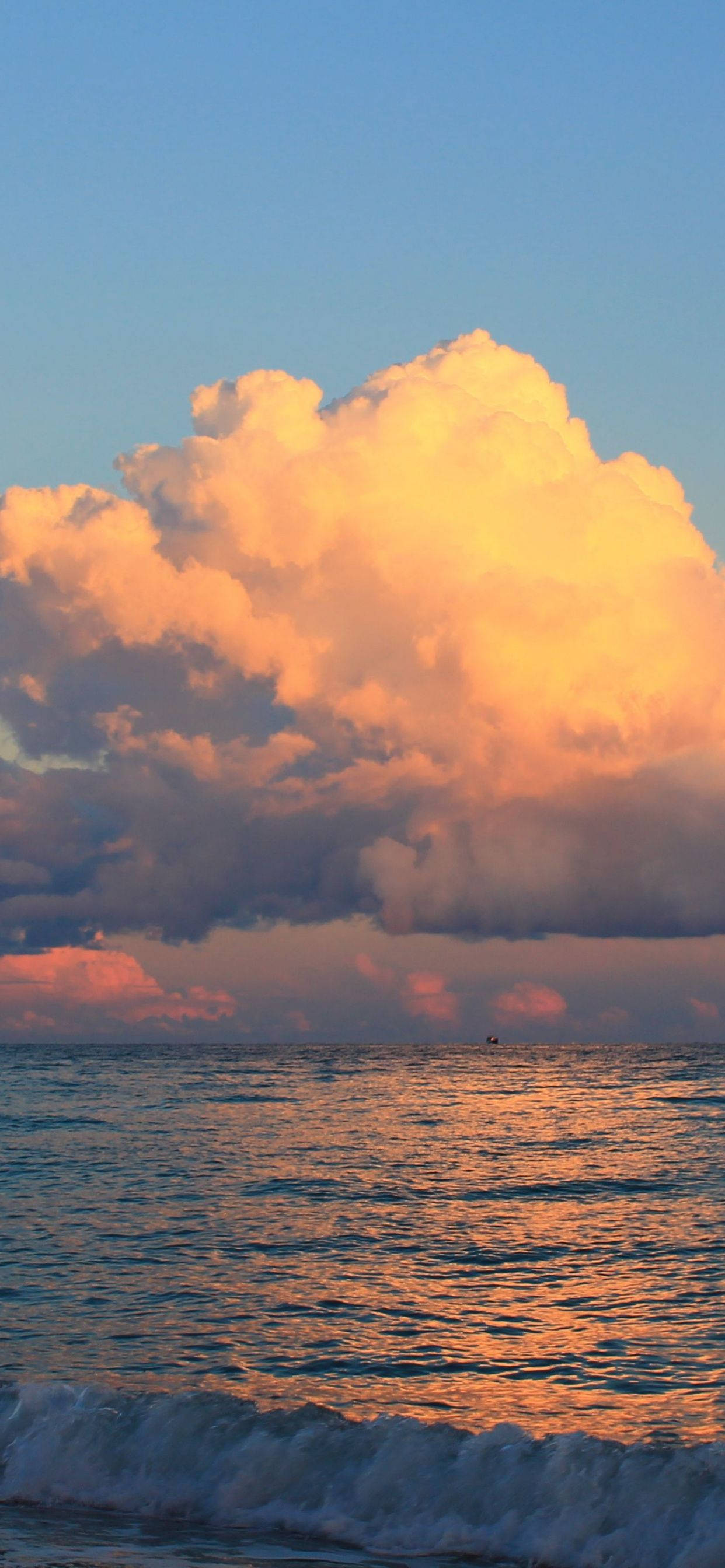 多雲夕照海洋 壁紙