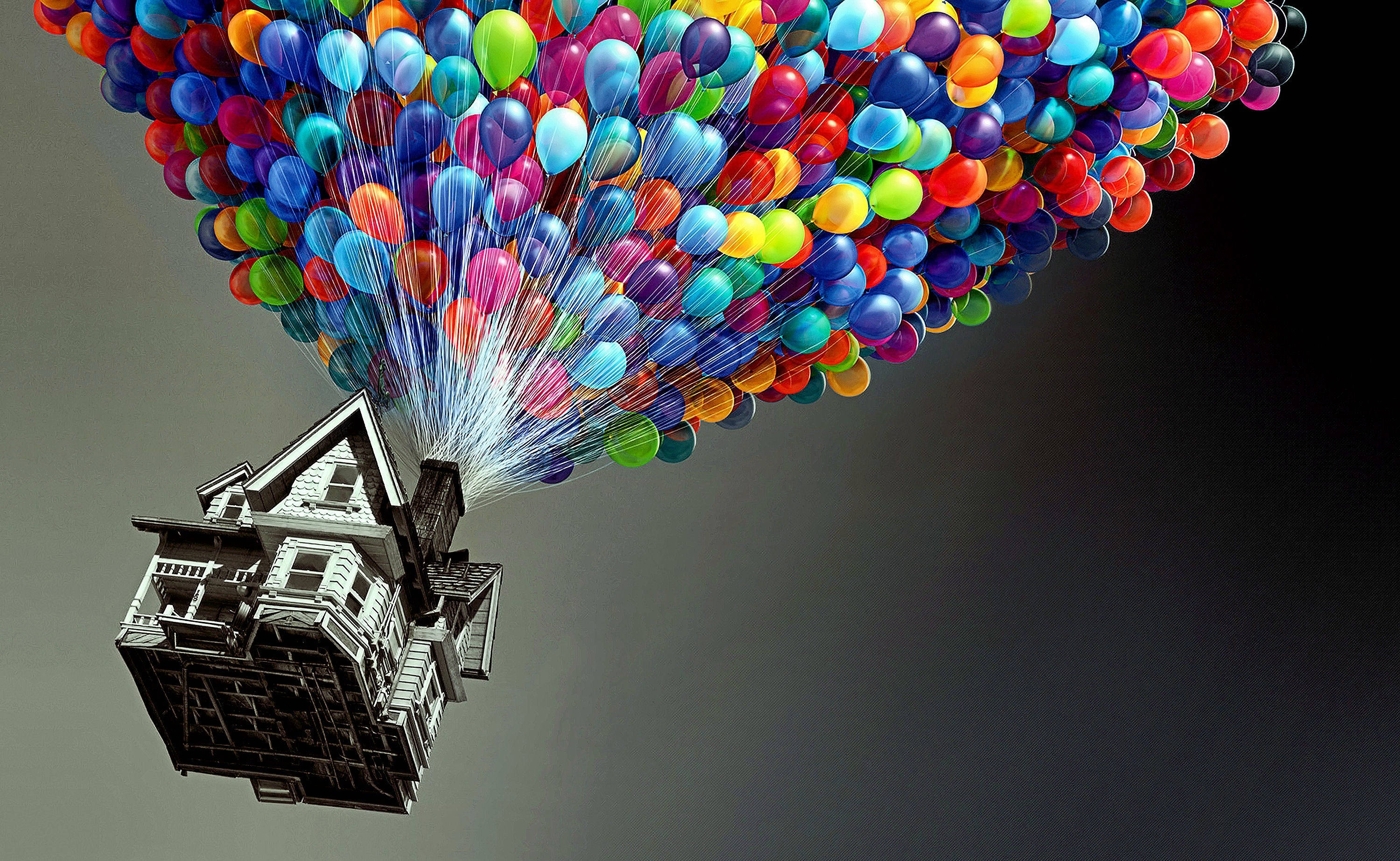 《天外奇蹟》氣球帶來的天空彩色旅程 壁紙